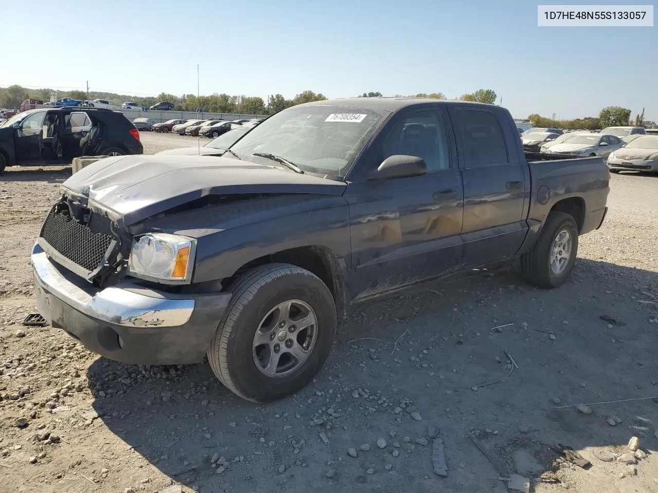 2005 Dodge Dakota Quad Slt VIN: 1D7HE48N55S133057 Lot: 76708354