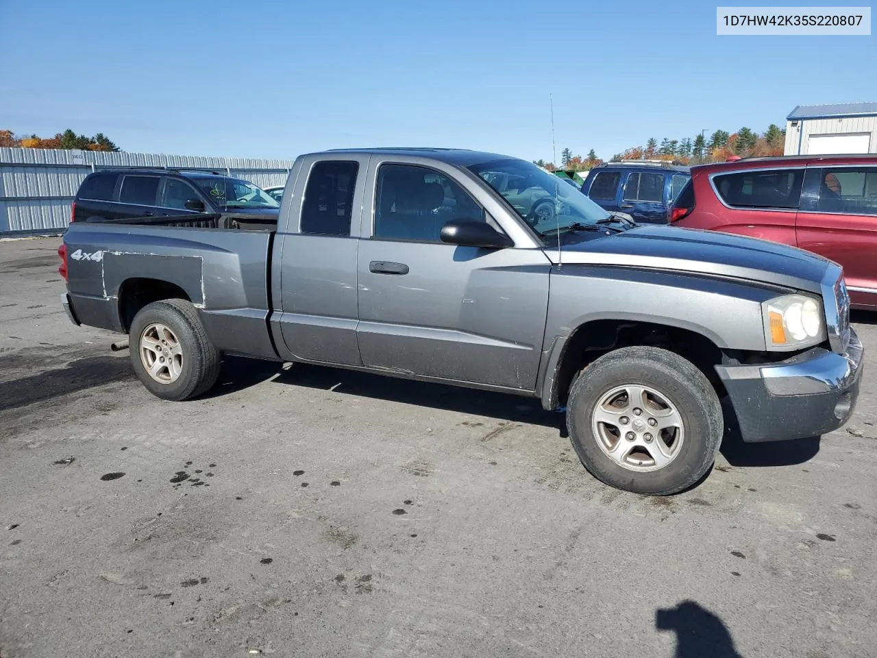 2005 Dodge Dakota Slt VIN: 1D7HW42K35S220807 Lot: 77024824