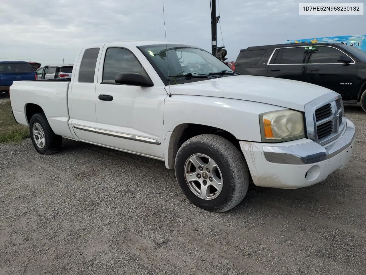 2005 Dodge Dakota Laramie VIN: 1D7HE52N95S230132 Lot: 77028954