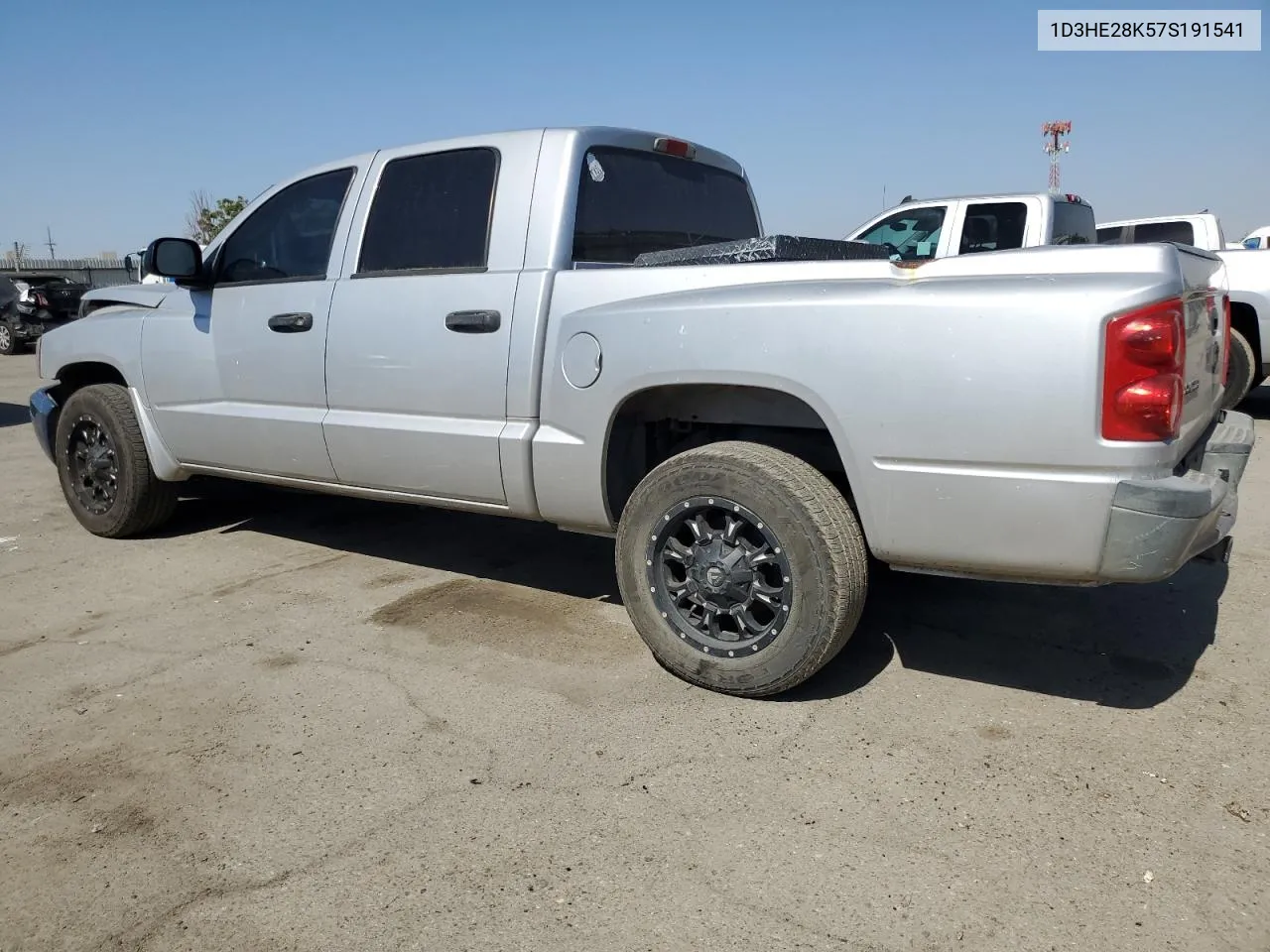 2007 Dodge Dakota Quad VIN: 1D3HE28K57S191541 Lot: 73762424