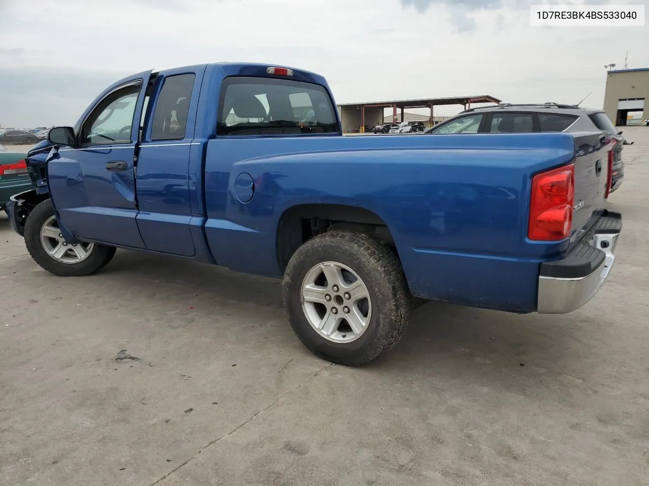 1D7RE3BK4BS533040 2011 Dodge Dakota Slt