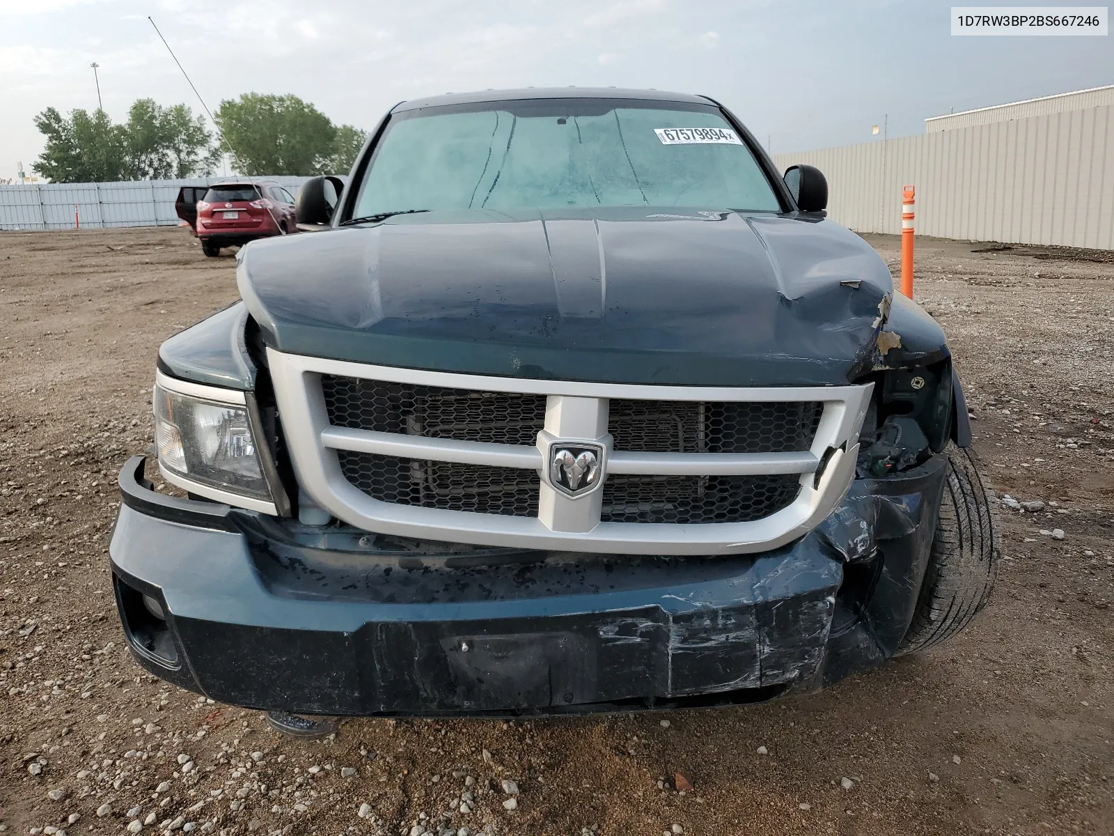 1D7RW3BP2BS667246 2011 Dodge Dakota Slt