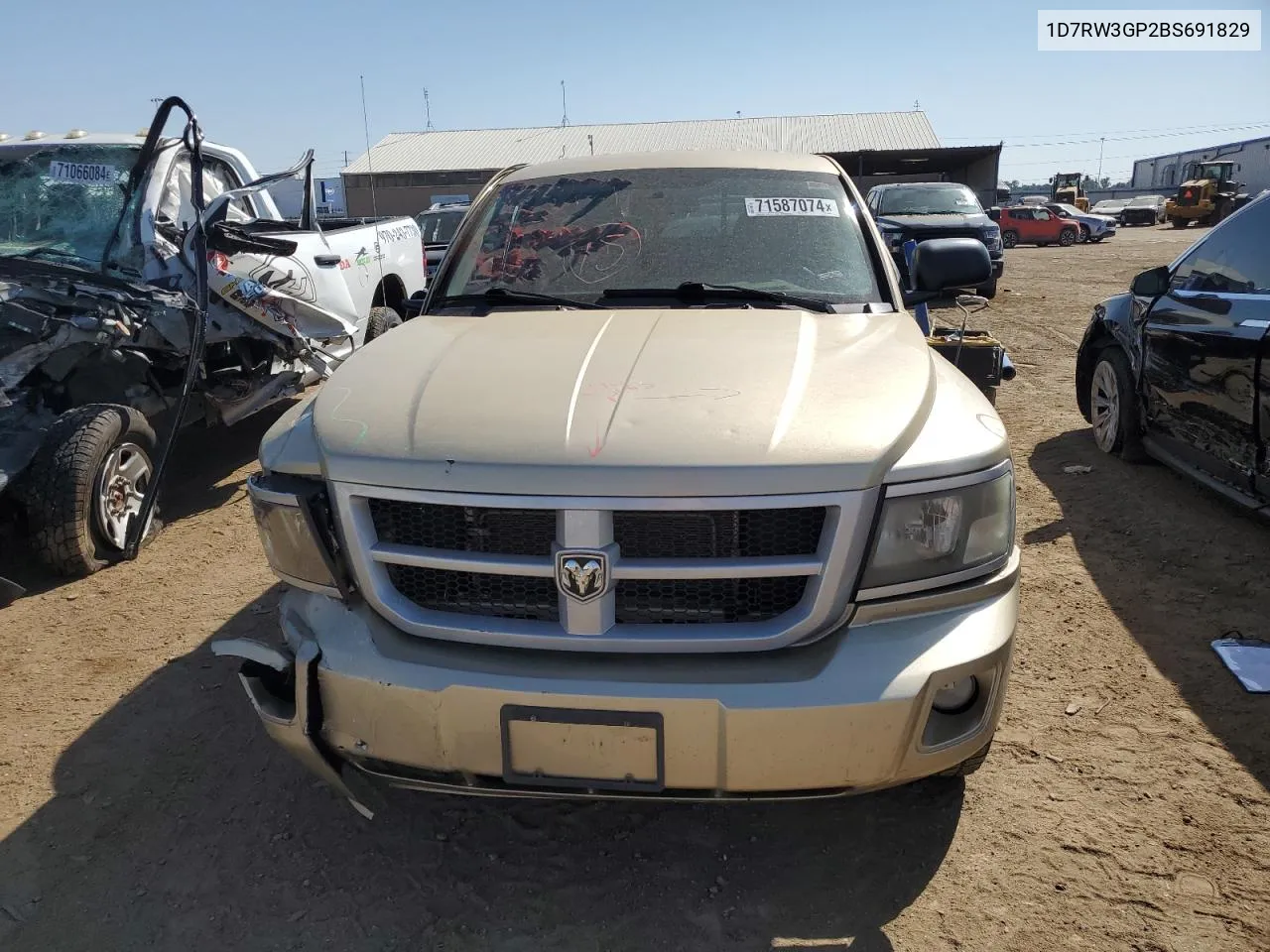 2011 Dodge Dakota Slt VIN: 1D7RW3GP2BS691829 Lot: 71587074