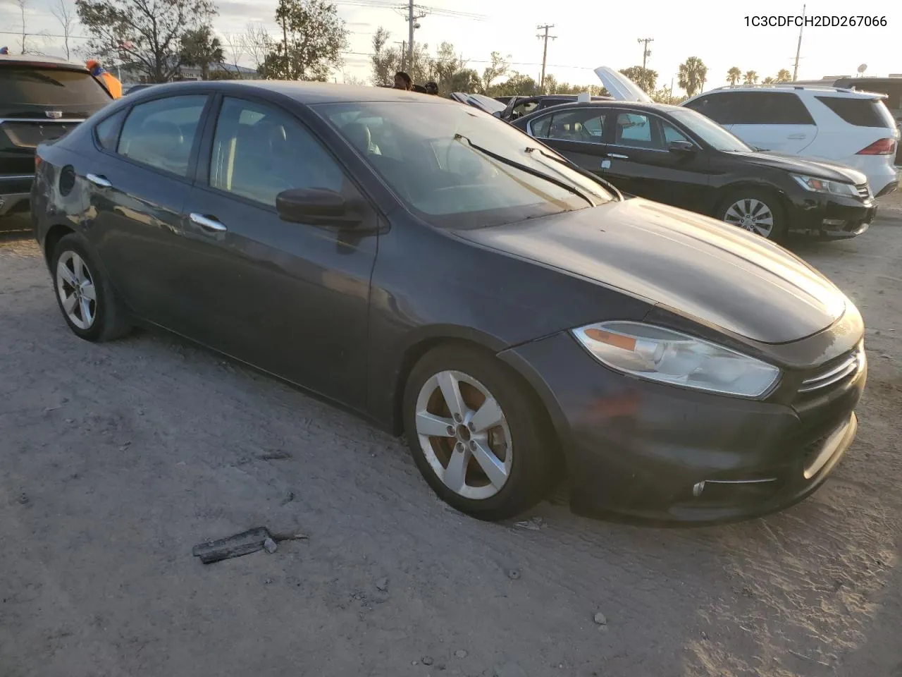 2013 Dodge Dart Limited VIN: 1C3CDFCH2DD267066 Lot: 77158704