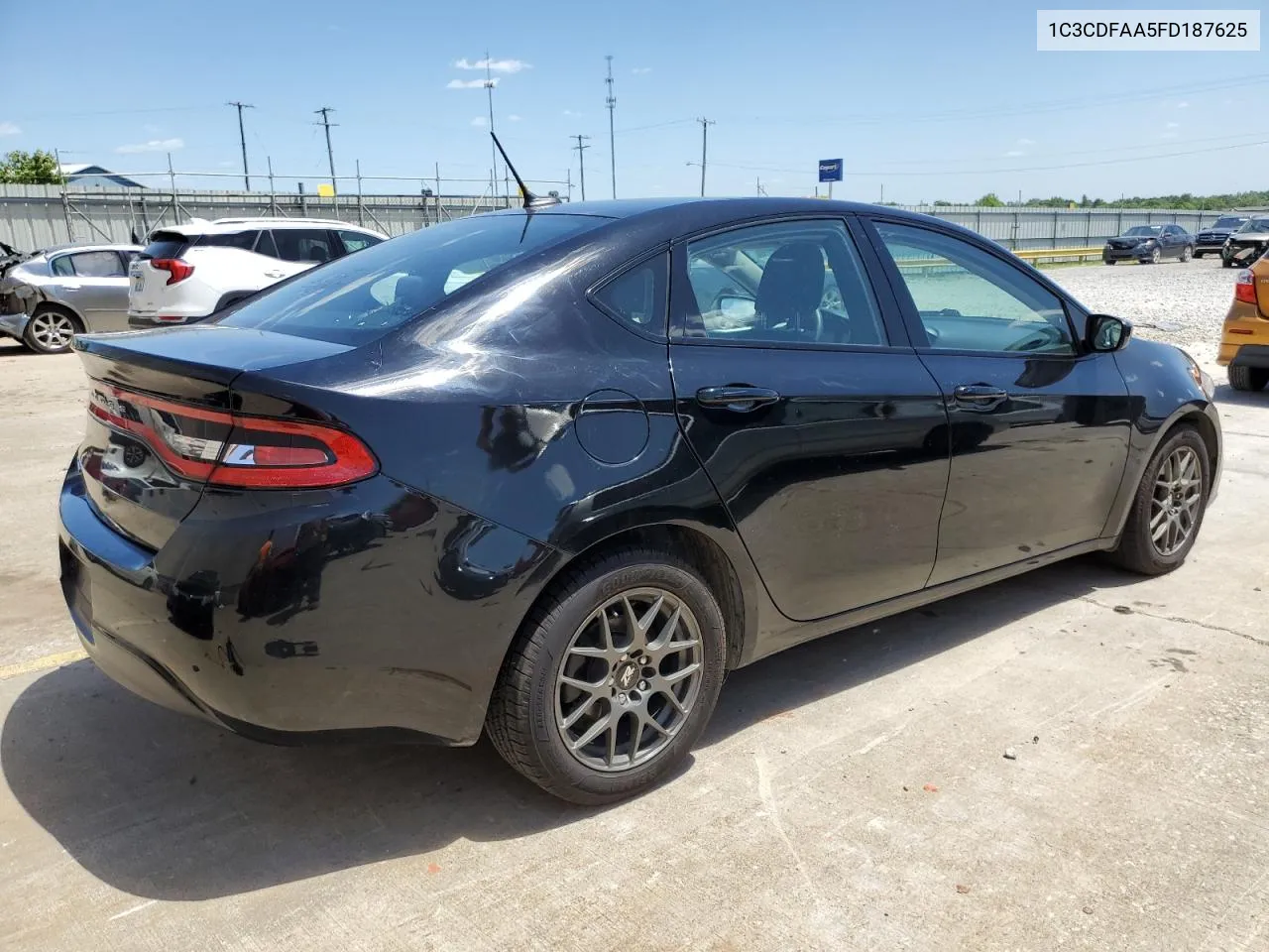 1C3CDFAA5FD187625 2015 Dodge Dart Se