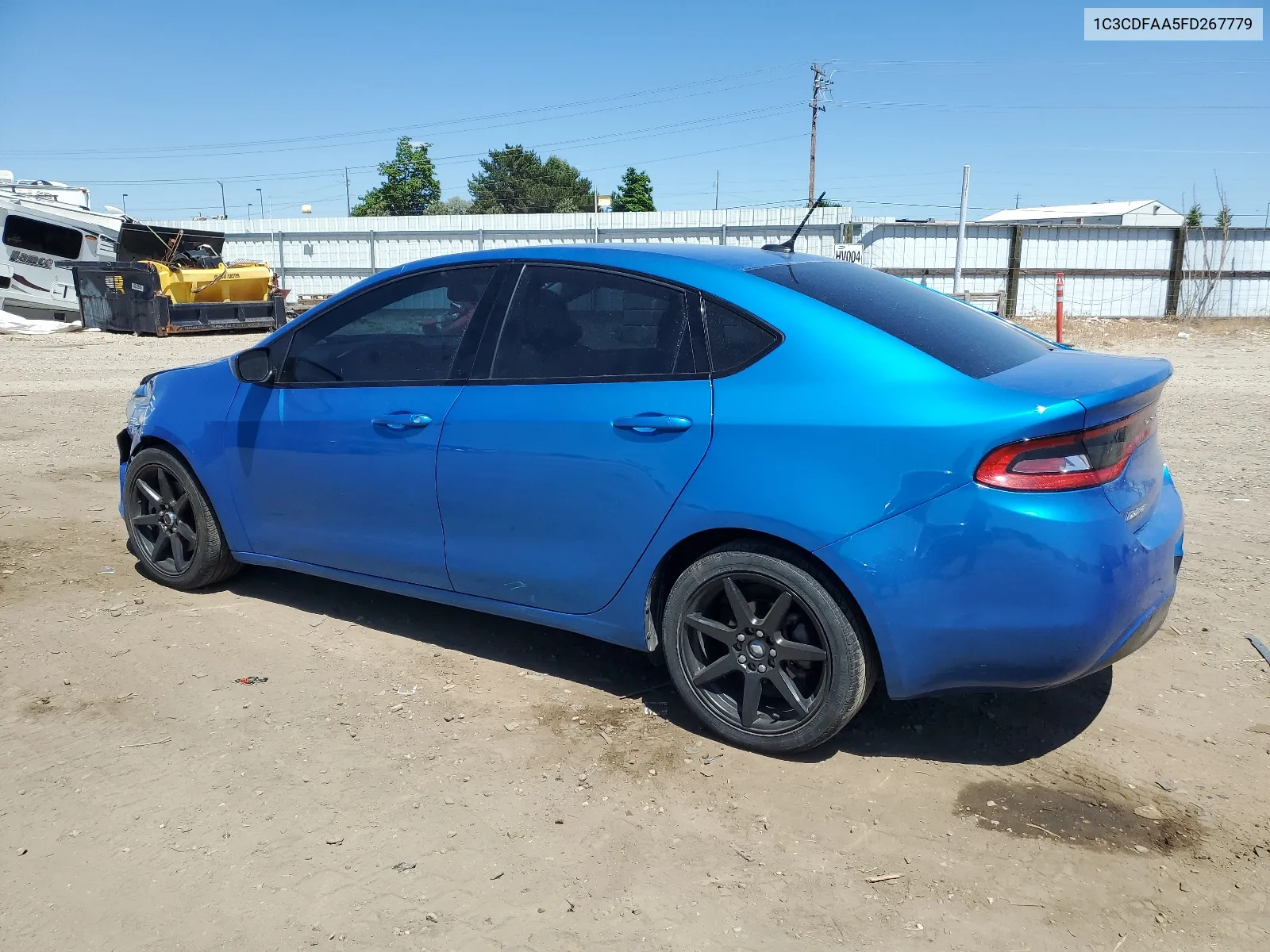 1C3CDFAA5FD267779 2015 Dodge Dart Se