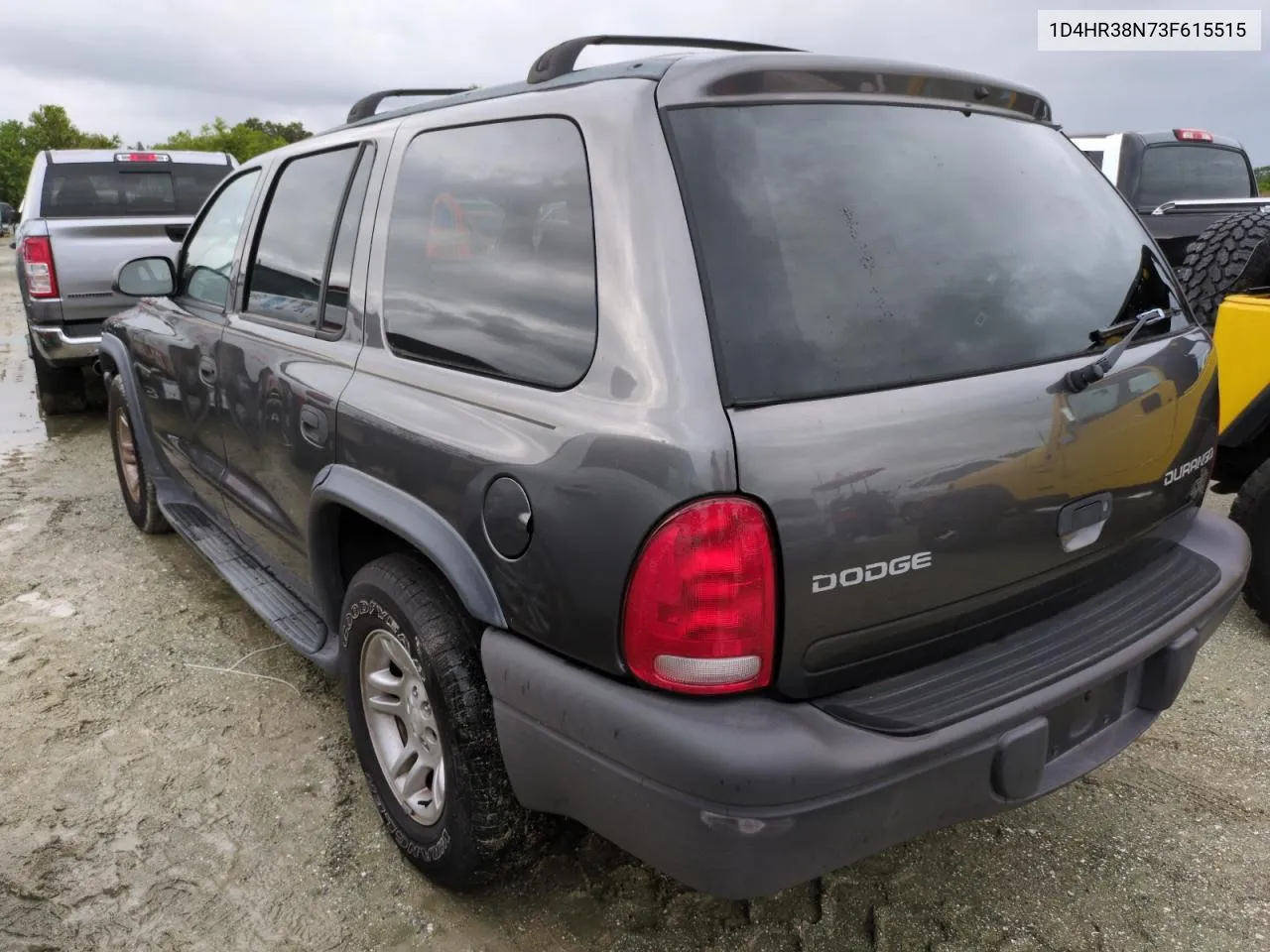 2003 Dodge Durango Sport VIN: 1D4HR38N73F615515 Lot: 75079654