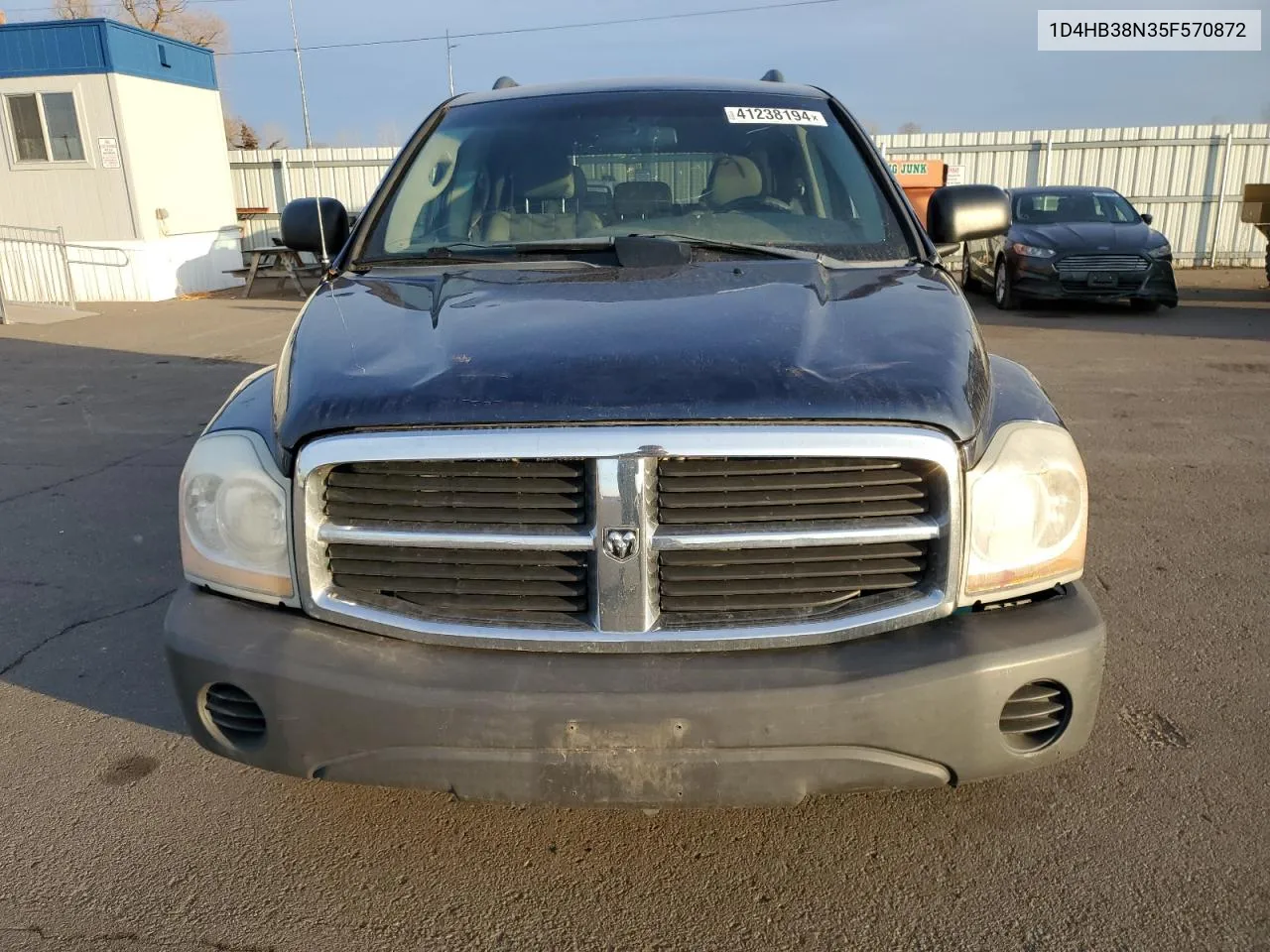 2005 Dodge Durango St VIN: 1D4HB38N35F570872 Lot: 41238194