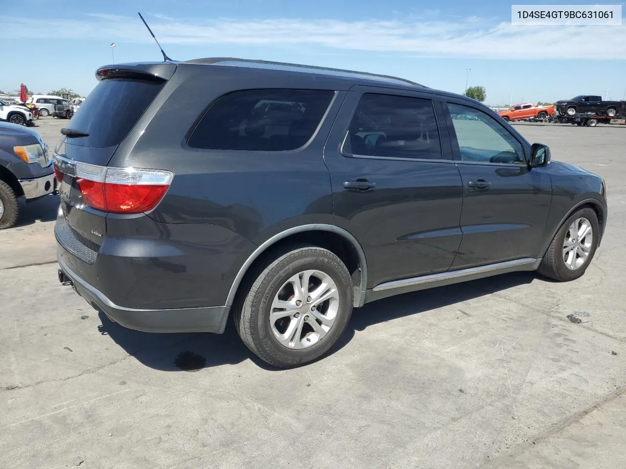 2011 Dodge Durango Crew VIN: 1D4SE4GT9BC631061 Lot: 68348174