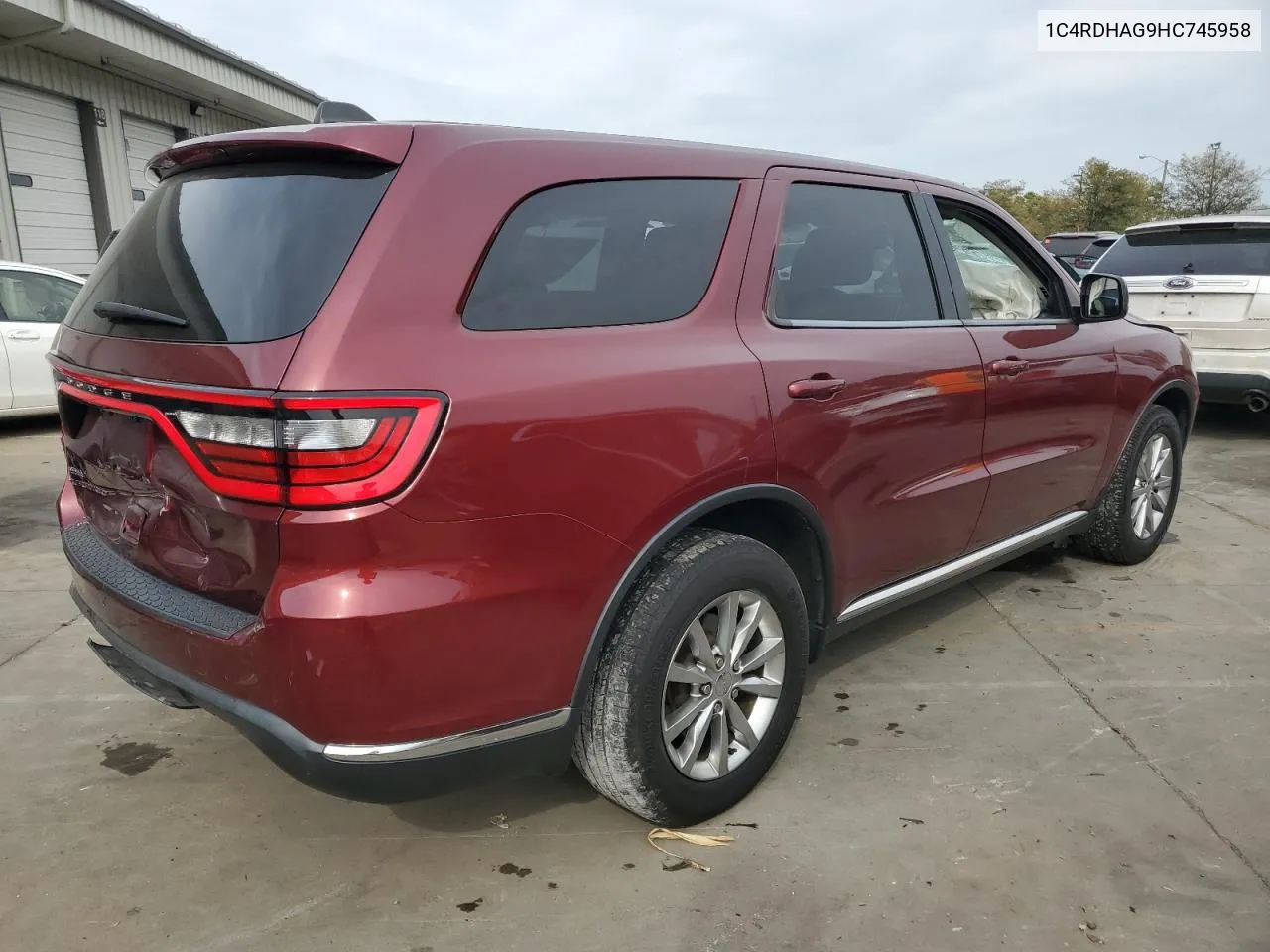 1C4RDHAG9HC745958 2017 Dodge Durango Sxt