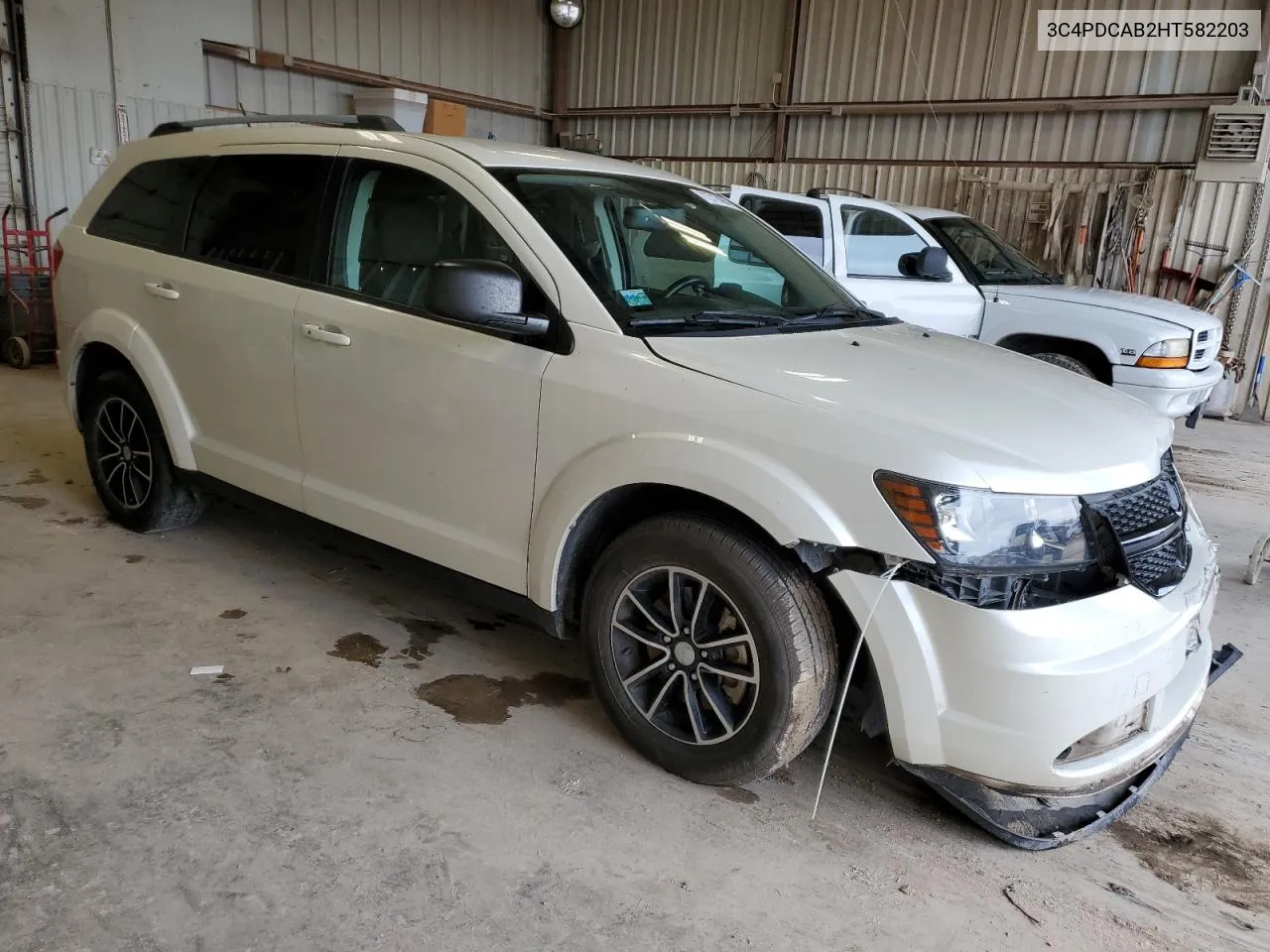 2017 Dodge Journey Se VIN: 3C4PDCAB2HT582203 Lot: 72715664