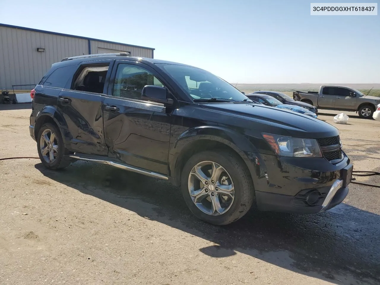 3C4PDDGGXHT618437 2017 Dodge Journey Crossroad