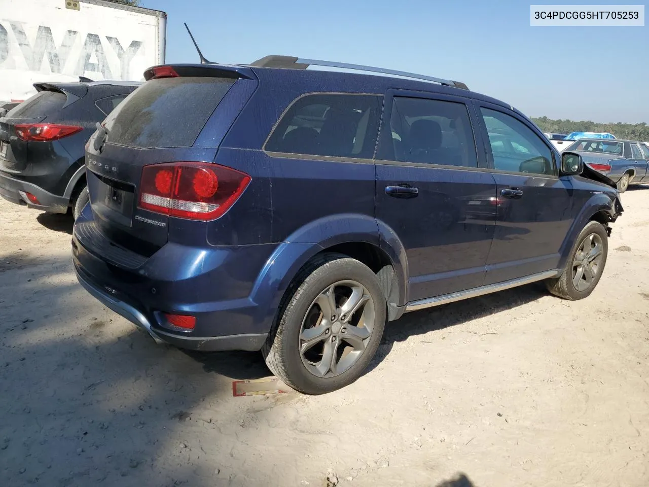 2017 Dodge Journey Crossroad VIN: 3C4PDCGG5HT705253 Lot: 77752334