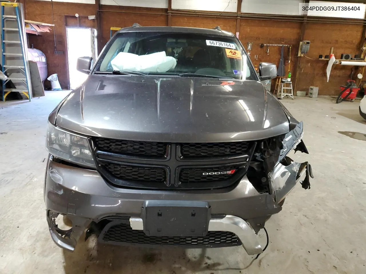 3C4PDDGG9JT386404 2018 Dodge Journey Crossroad