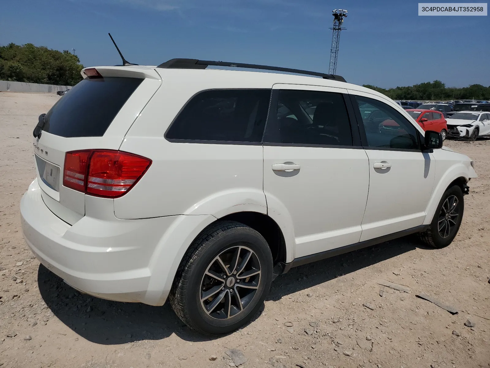 2018 Dodge Journey Se VIN: 3C4PDCAB4JT352958 Lot: 68391494