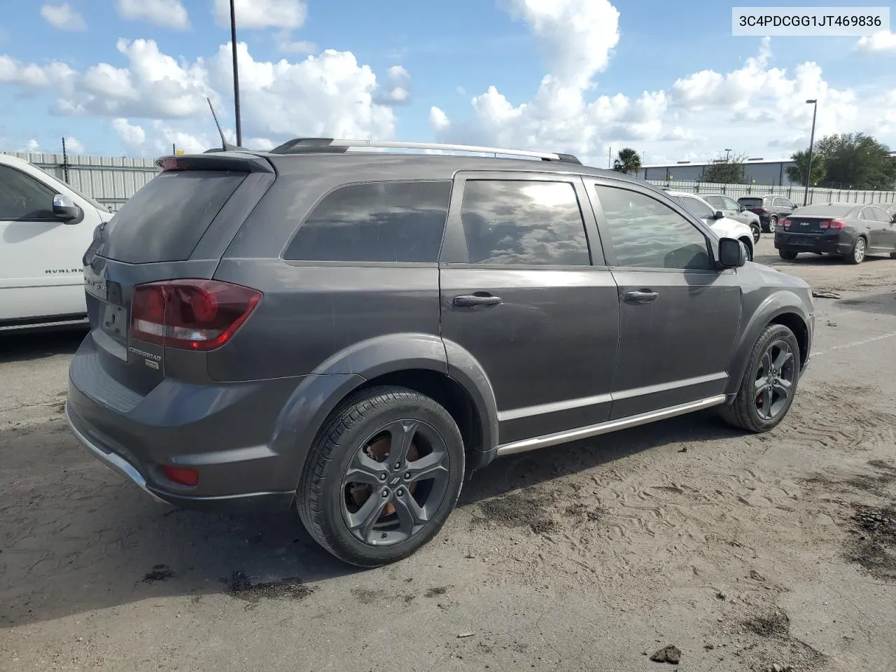 3C4PDCGG1JT469836 2018 Dodge Journey Crossroad