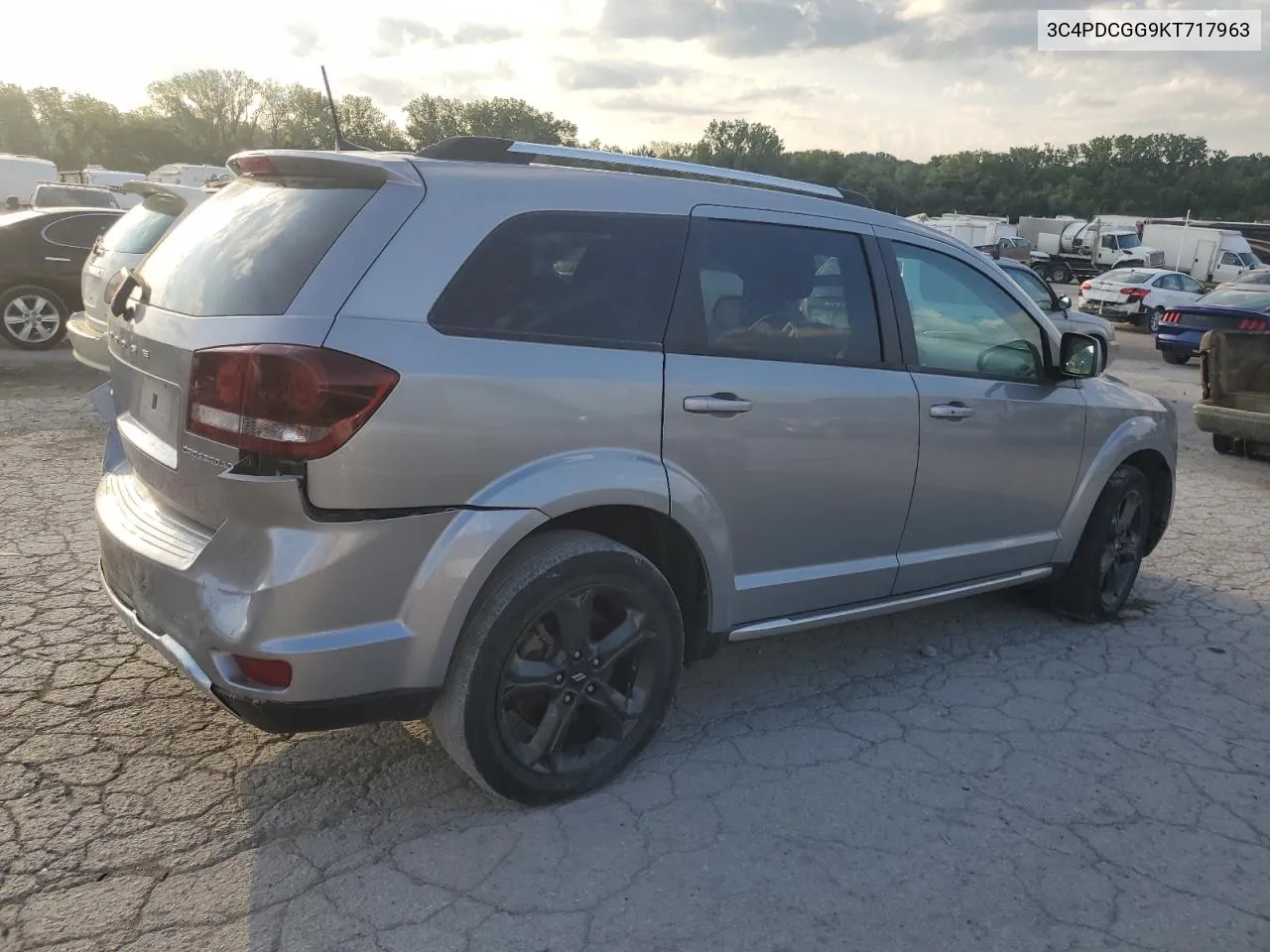 3C4PDCGG9KT717963 2019 Dodge Journey Crossroad