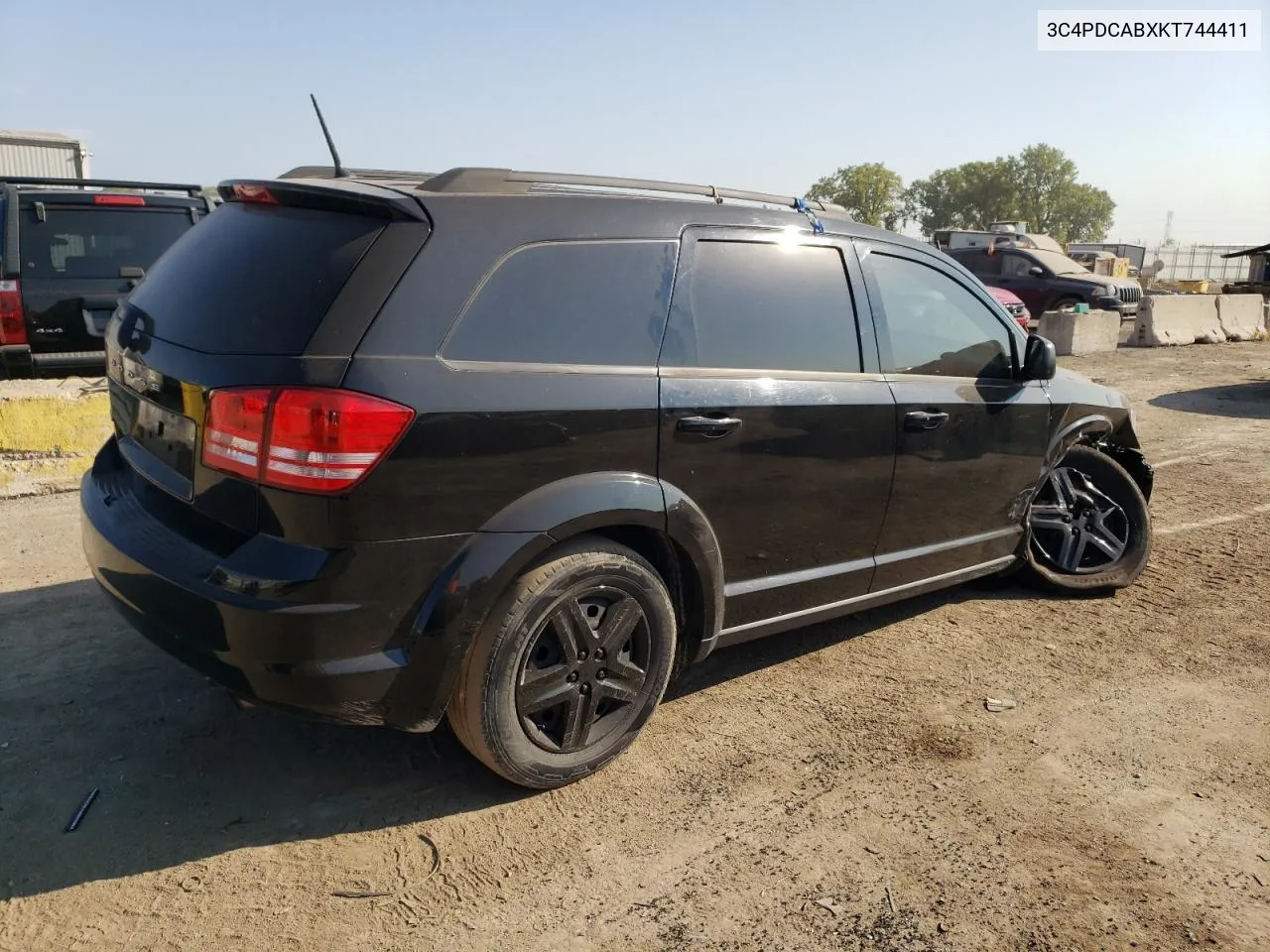 2019 Dodge Journey Se VIN: 3C4PDCABXKT744411 Lot: 71637764