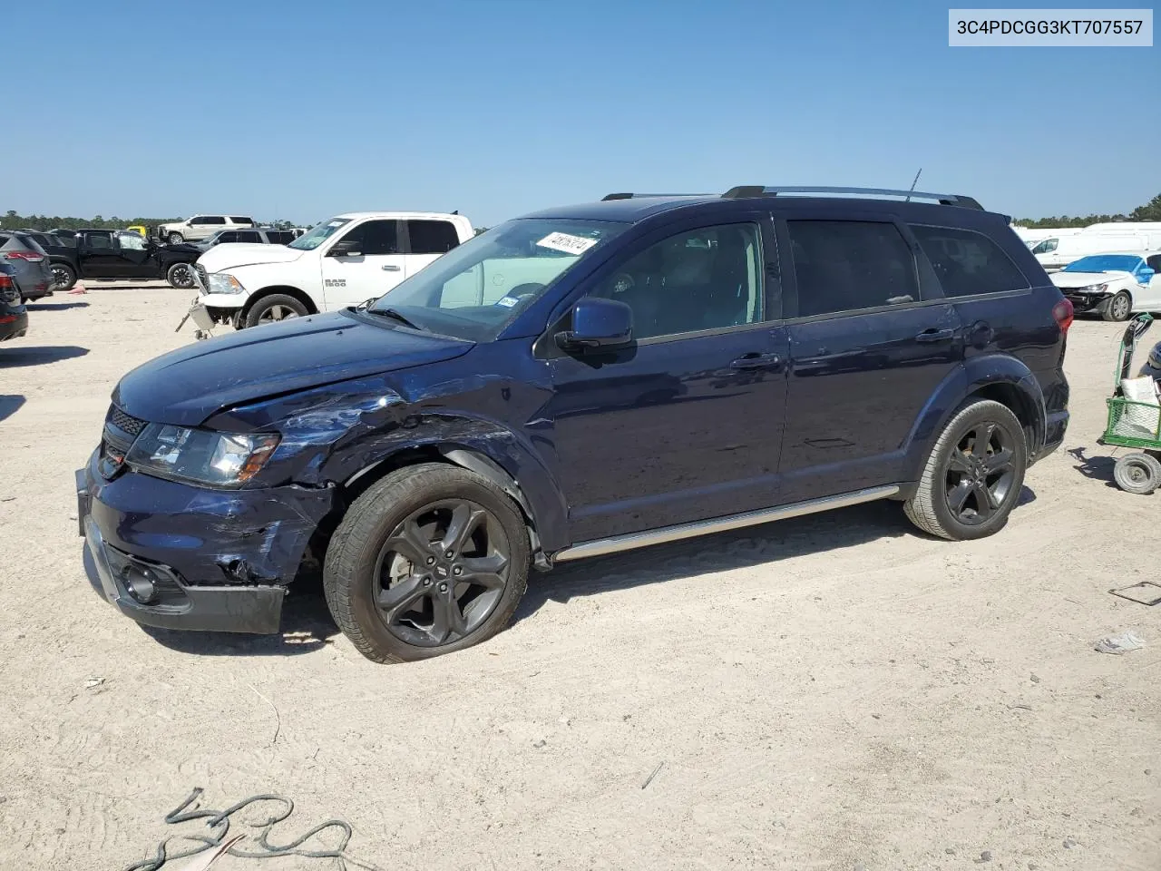 2019 Dodge Journey Crossroad VIN: 3C4PDCGG3KT707557 Lot: 74826324