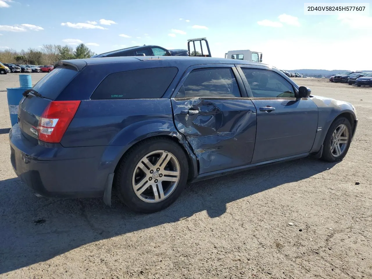 2005 Dodge Magnum R/T VIN: 2D4GV58245H577607 Lot: 61497494