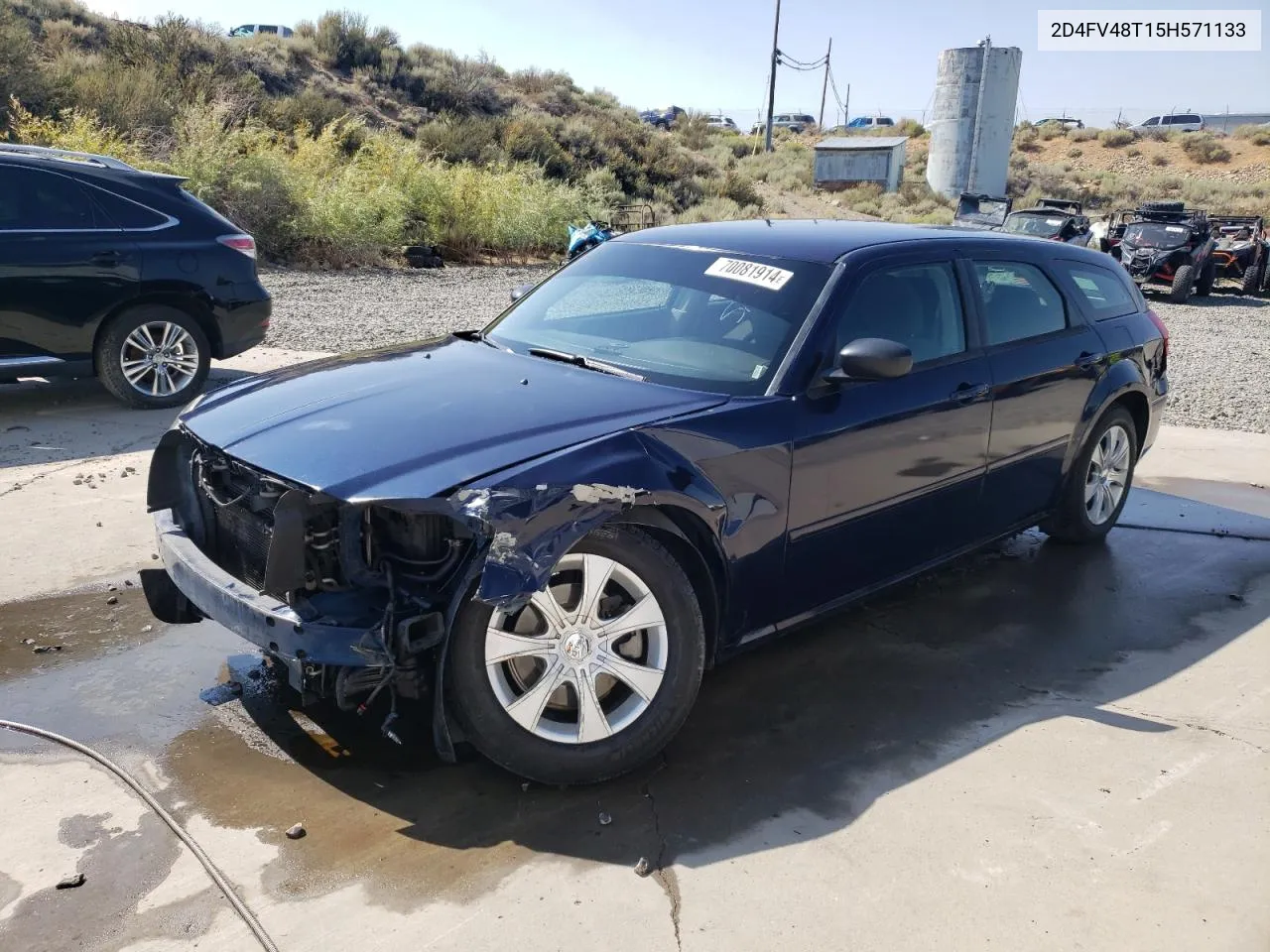 2005 Dodge Magnum Se VIN: 2D4FV48T15H571133 Lot: 70081914