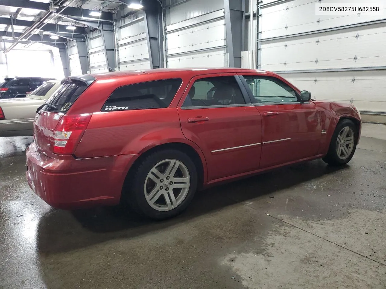 2005 Dodge Magnum R/T VIN: 2D8GV58275H682558 Lot: 72698124