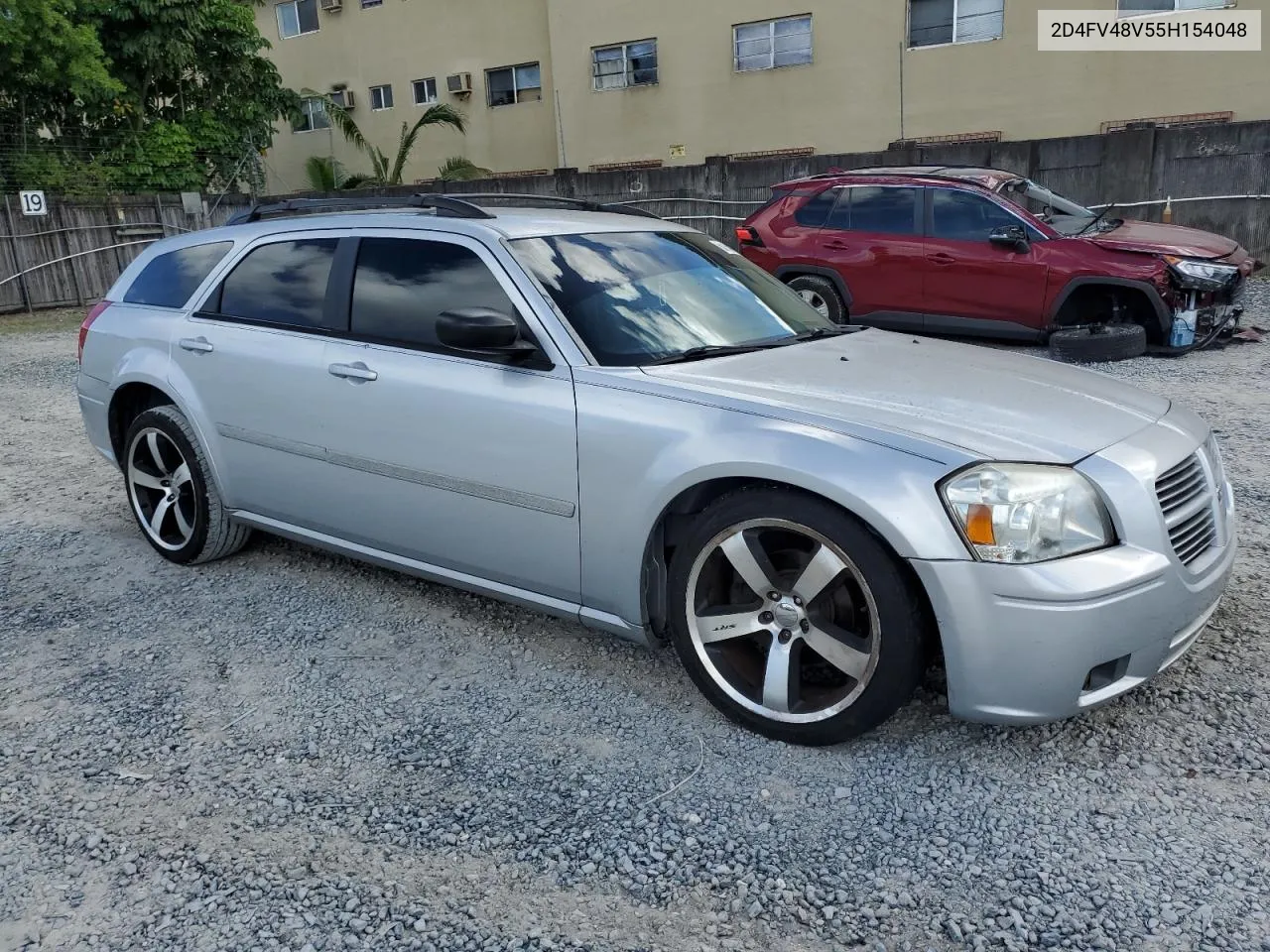 2005 Dodge Magnum Sxt VIN: 2D4FV48V55H154048 Lot: 80156254