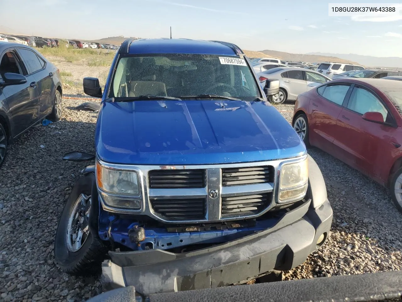 2007 Dodge Nitro Sxt VIN: 1D8GU28K37W643388 Lot: 70687594