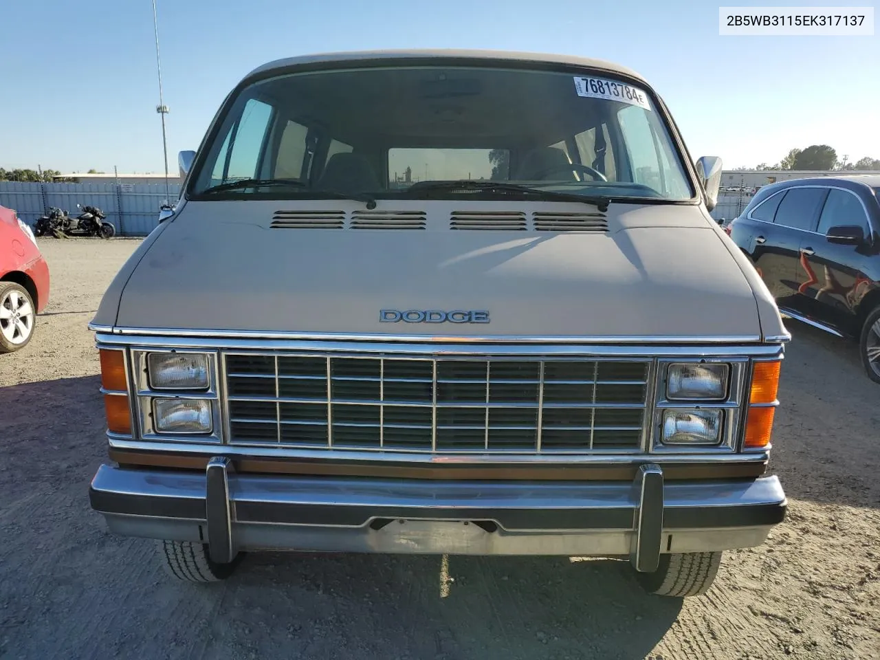 2B5WB3115EK317137 1984 Dodge Ram Wagon B350