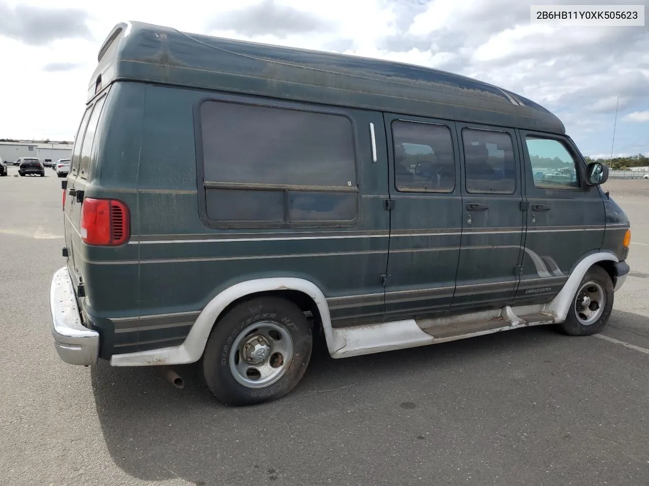 1999 Dodge Ram Van B1500 VIN: 2B6HB11Y0XK505623 Lot: 71873994