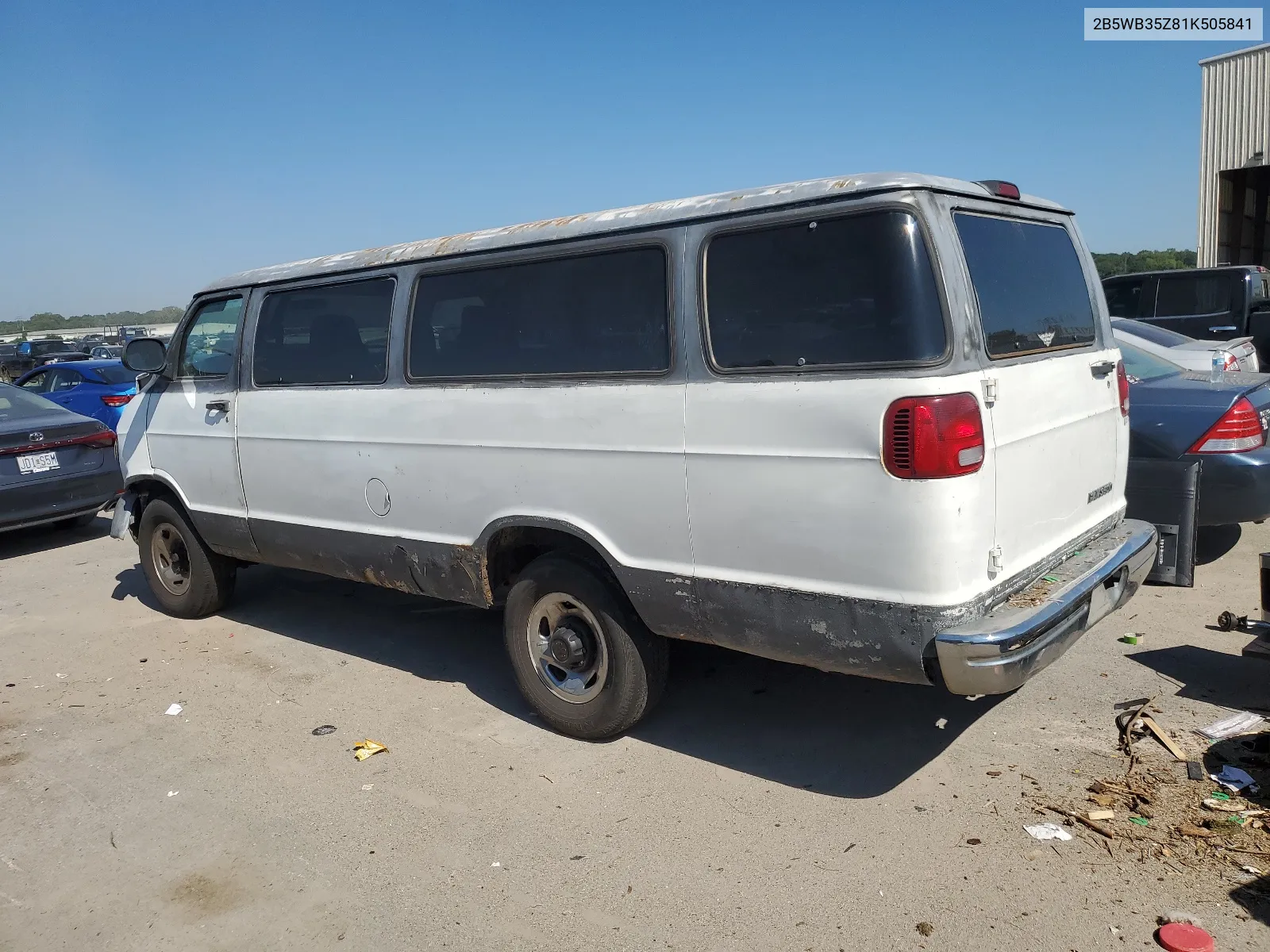 2001 Dodge Ram Wagon B3500 VIN: 2B5WB35Z81K505841 Lot: 65445464