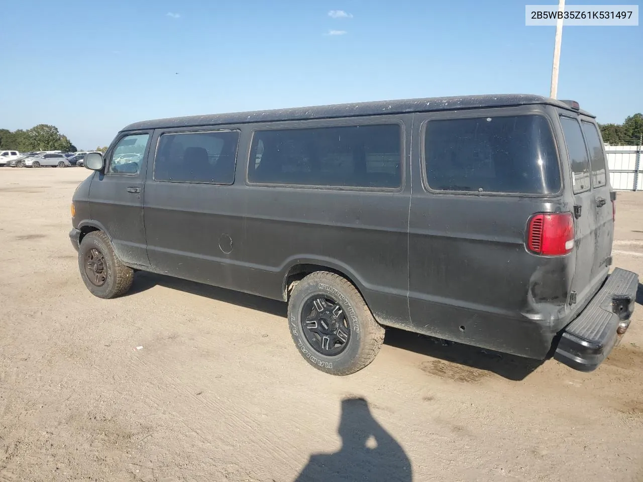 2B5WB35Z61K531497 2001 Dodge Ram Wagon B3500