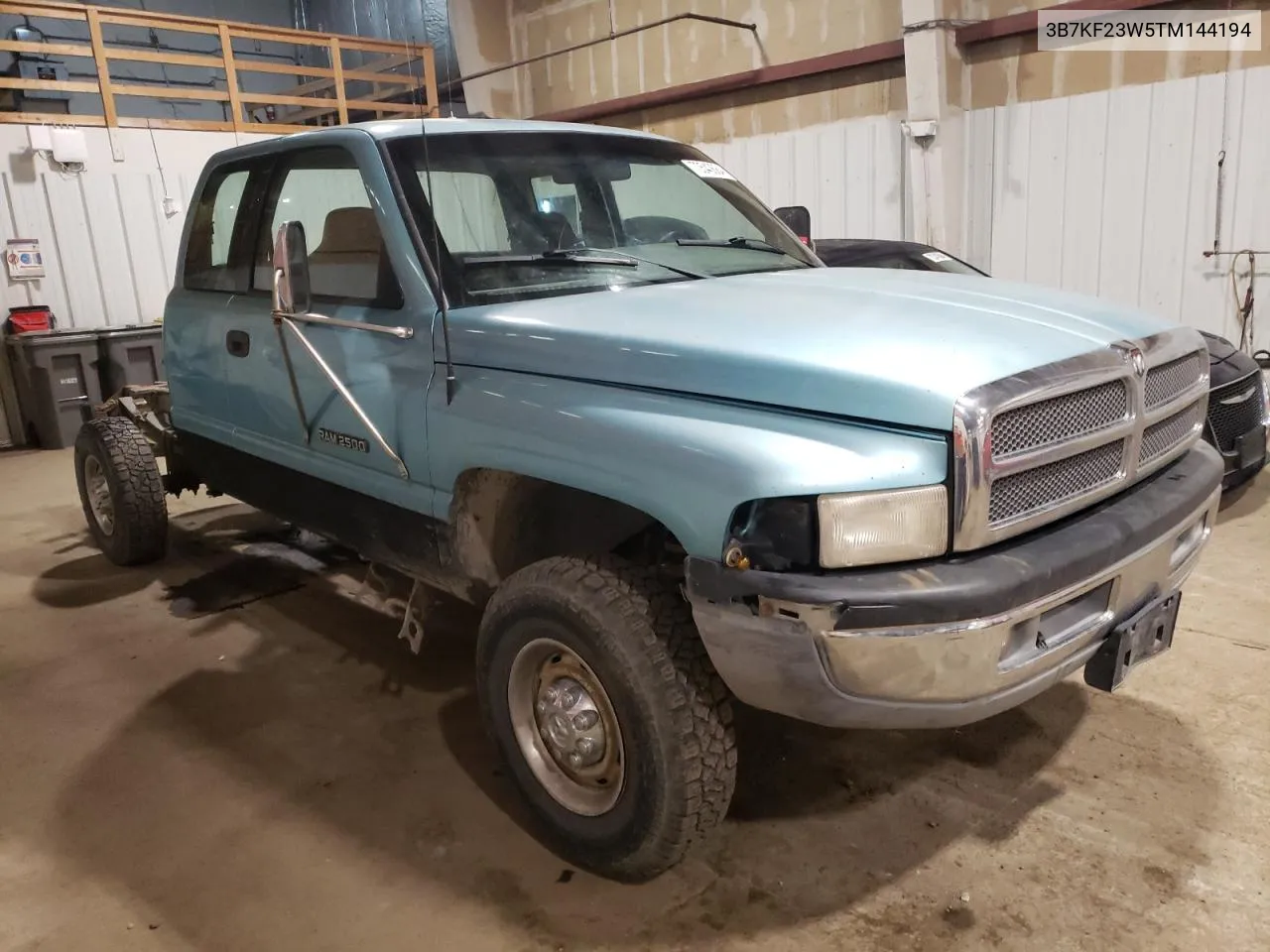 1996 Dodge Ram 2500 VIN: 3B7KF23W5TM144194 Lot: 70540684