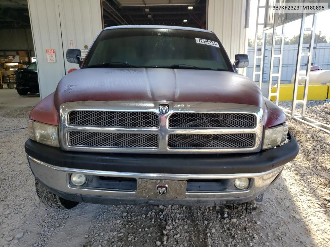 1996 Dodge Ram 2500 VIN: 3B7KF23Z3TM180895 Lot: 72595184