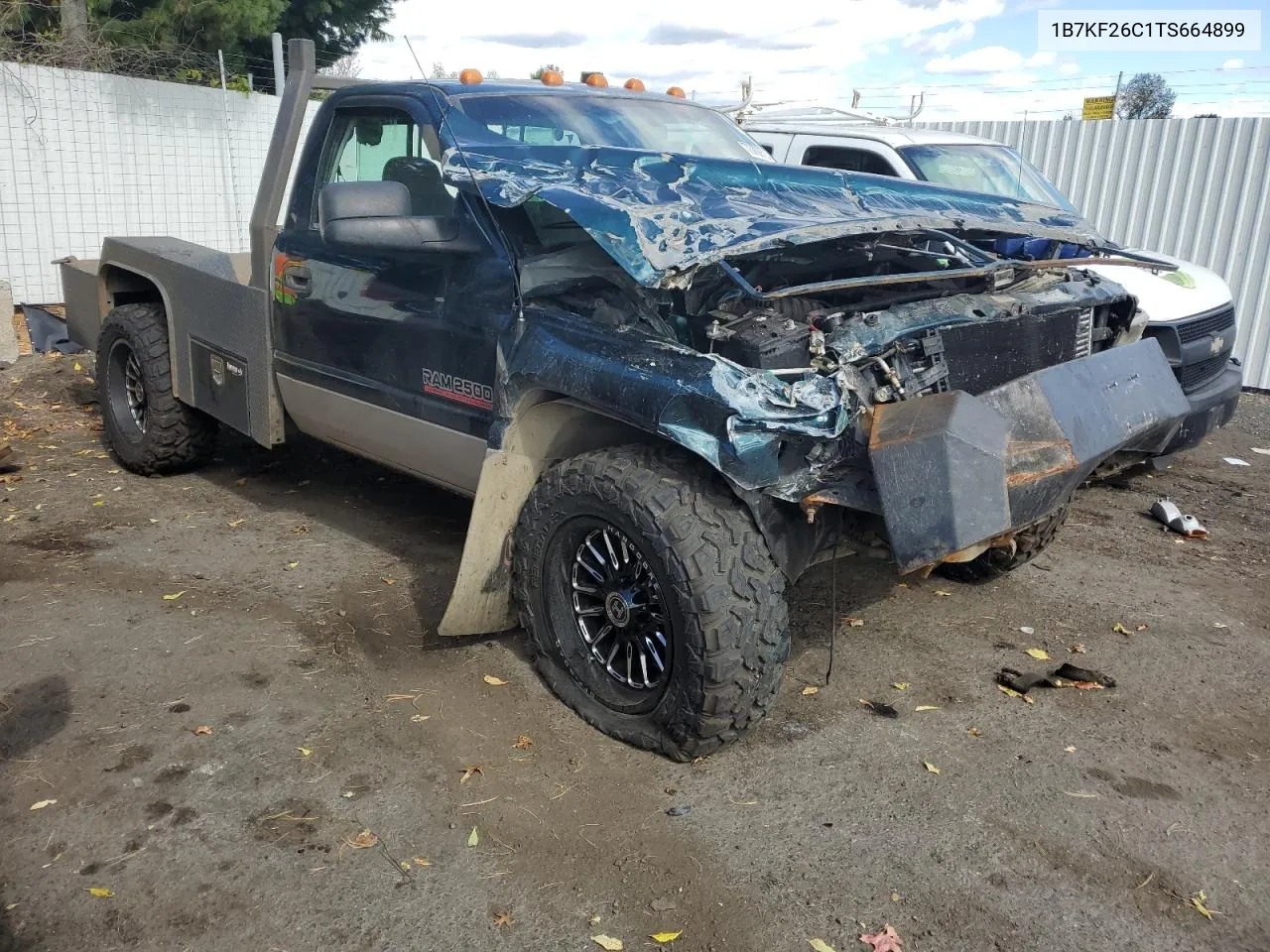 1B7KF26C1TS664899 1996 Dodge Ram 2500