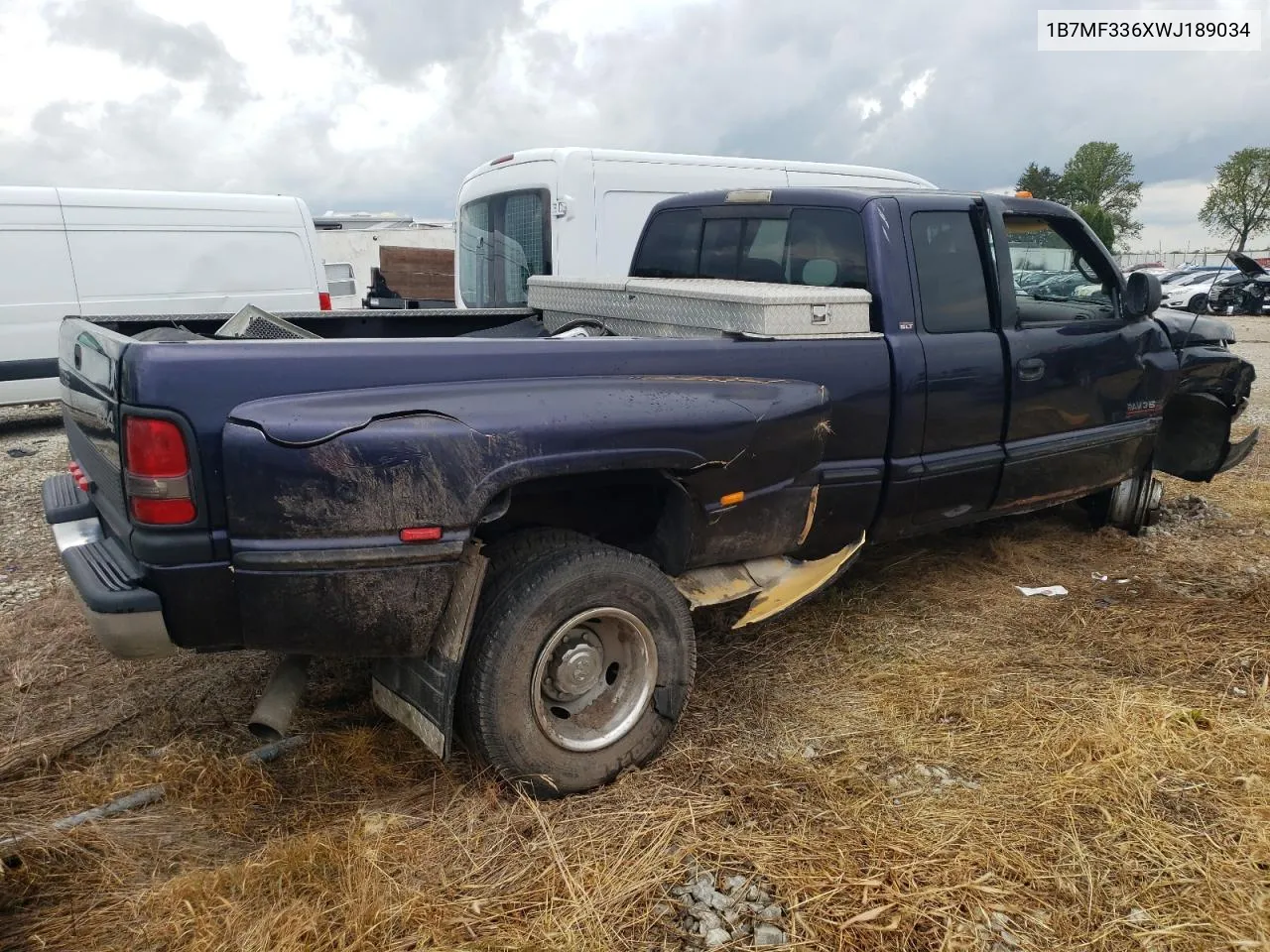 1B7MF336XWJ189034 1998 Dodge Ram 3500