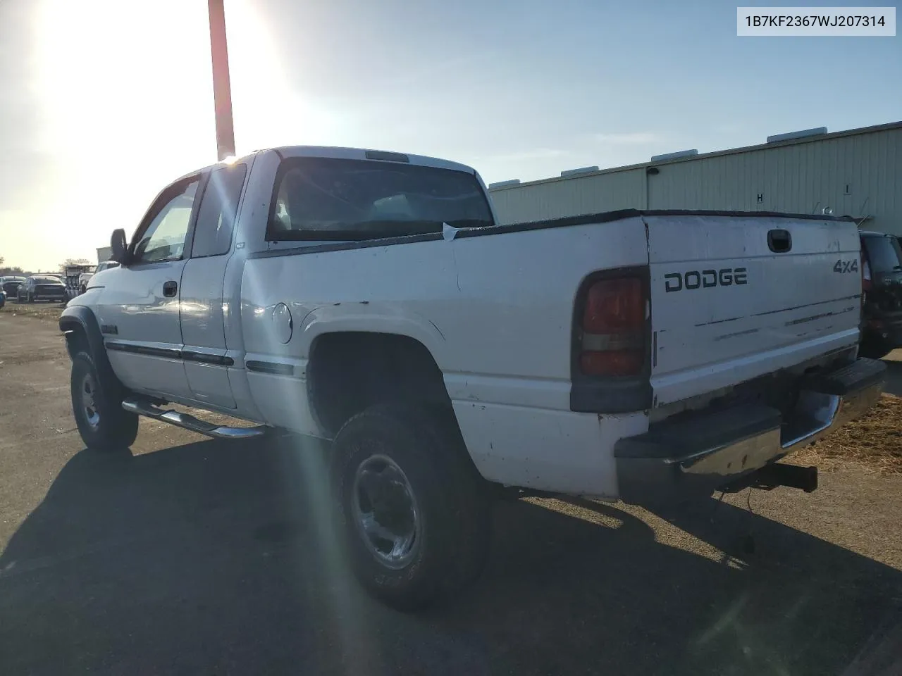 1998 Dodge Ram 2500 VIN: 1B7KF2367WJ207314 Lot: 74396544