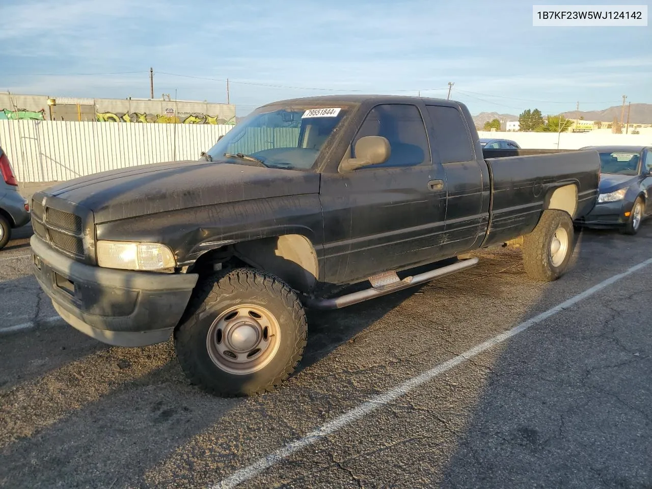 1998 Dodge Ram 2500 VIN: 1B7KF23W5WJ124142 Lot: 79551844