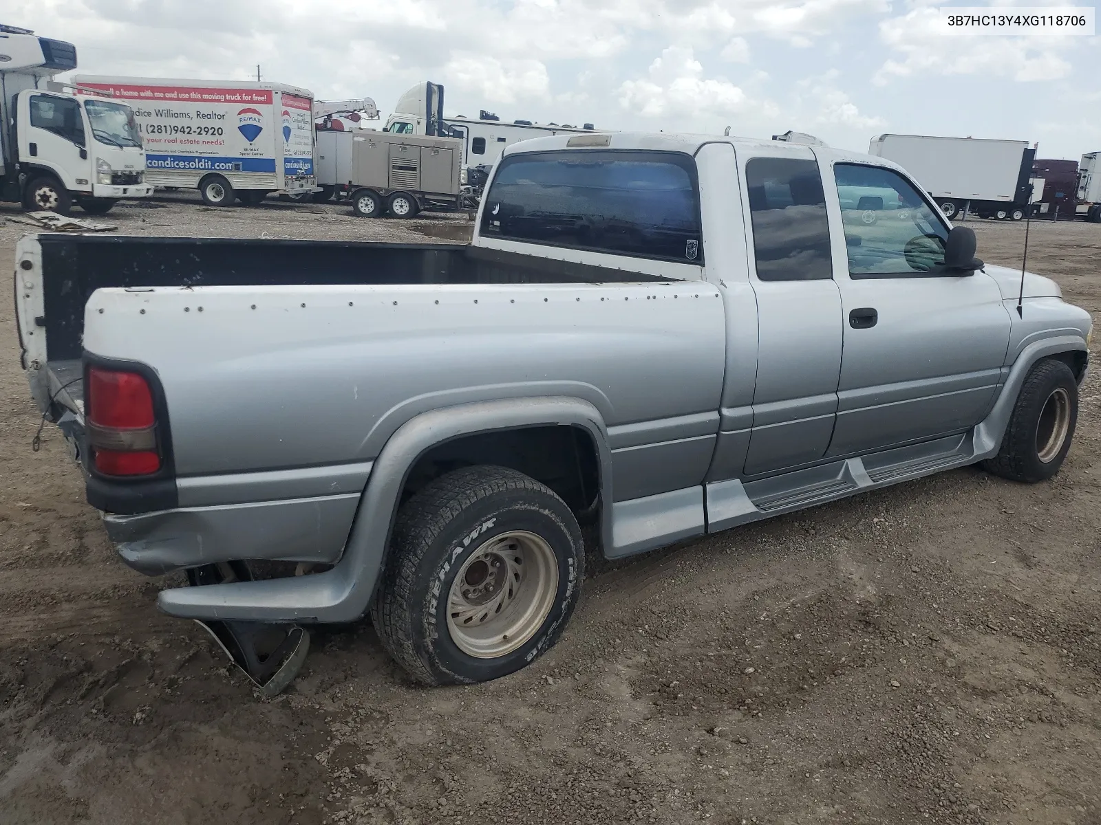 1999 Dodge Ram 1500 VIN: 3B7HC13Y4XG118706 Lot: 64997404