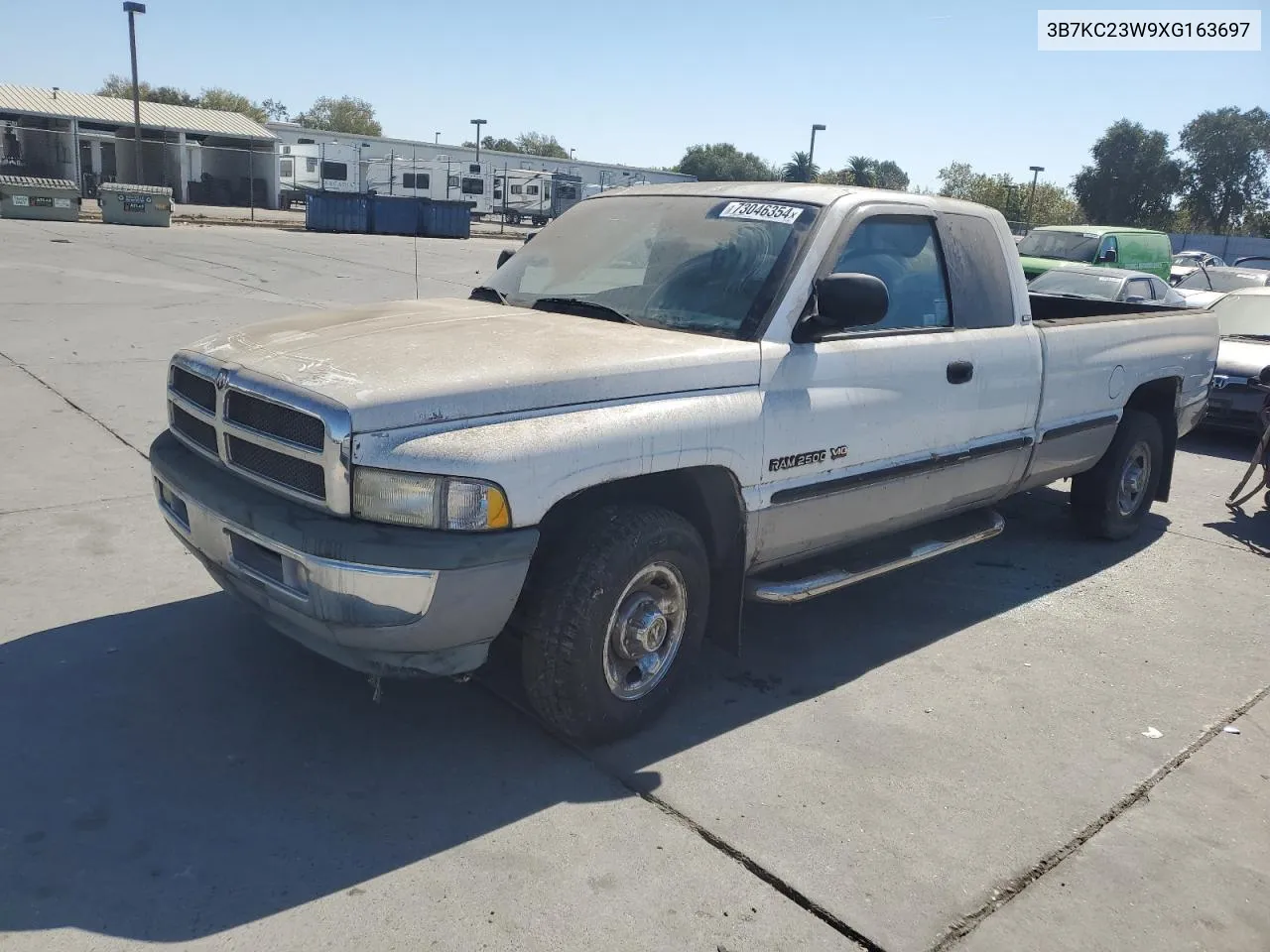 1999 Dodge Ram 2500 VIN: 3B7KC23W9XG163697 Lot: 73046354