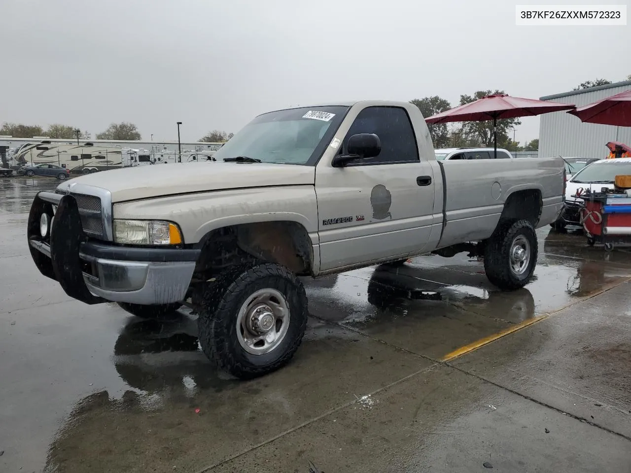 1999 Dodge Ram 2500 VIN: 3B7KF26ZXXM572323 Lot: 79970024