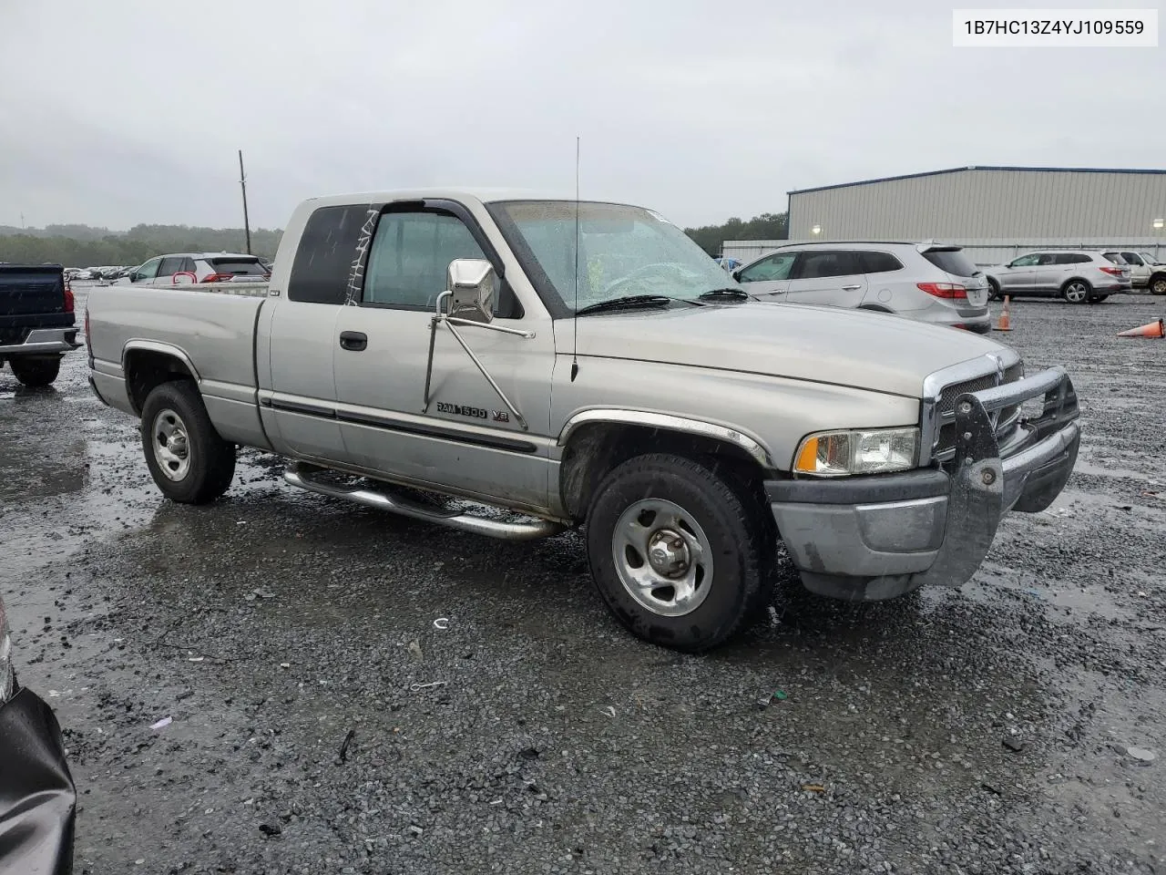 2000 Dodge Ram 1500 VIN: 1B7HC13Z4YJ109559 Lot: 72916424