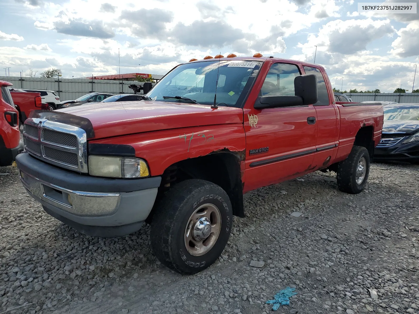 2001 Dodge Ram 2500 VIN: 1B7KF23751J282997 Lot: 63675314