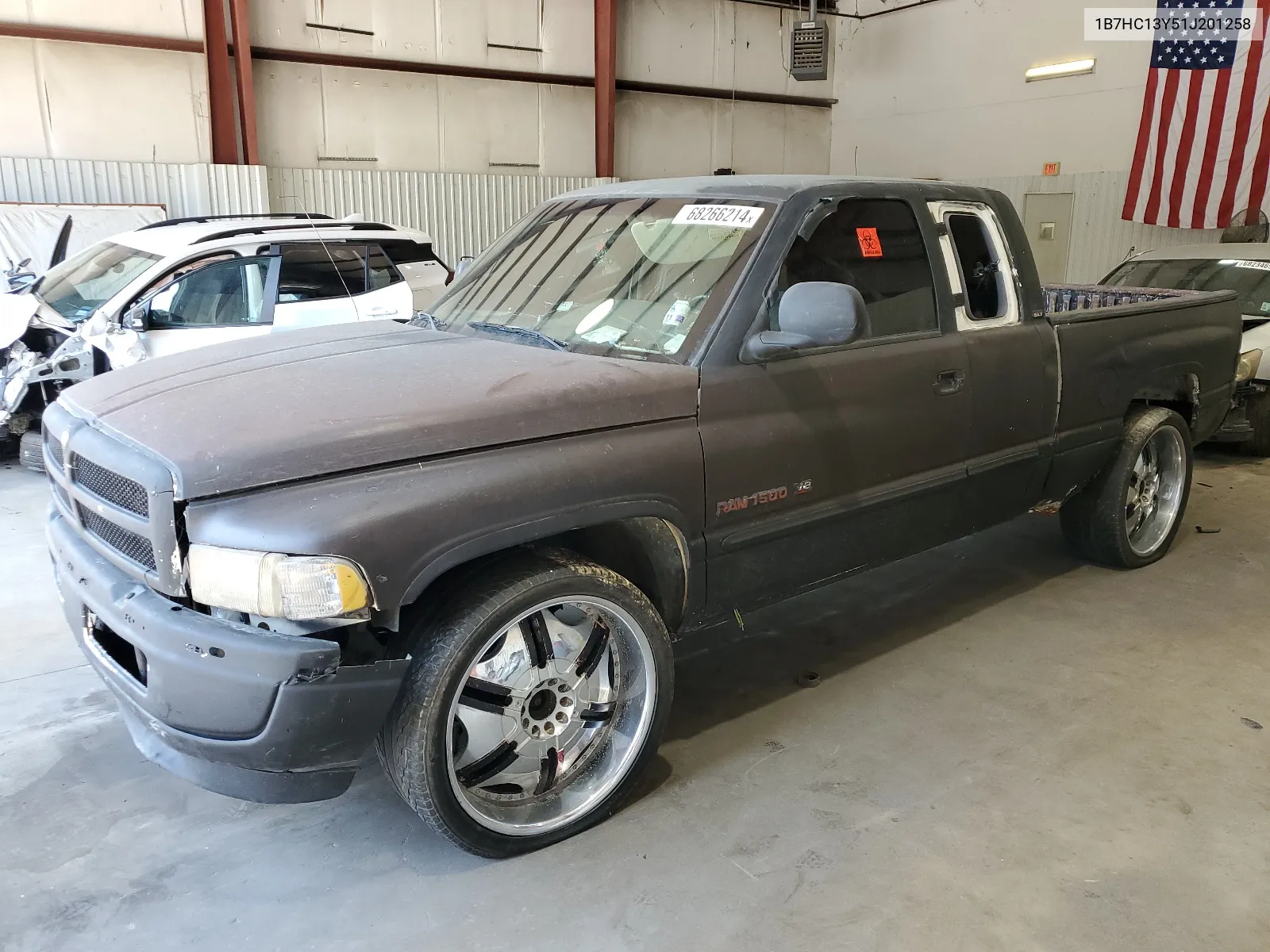 2001 Dodge Ram 1500 VIN: 1B7HC13Y51J201258 Lot: 68266214