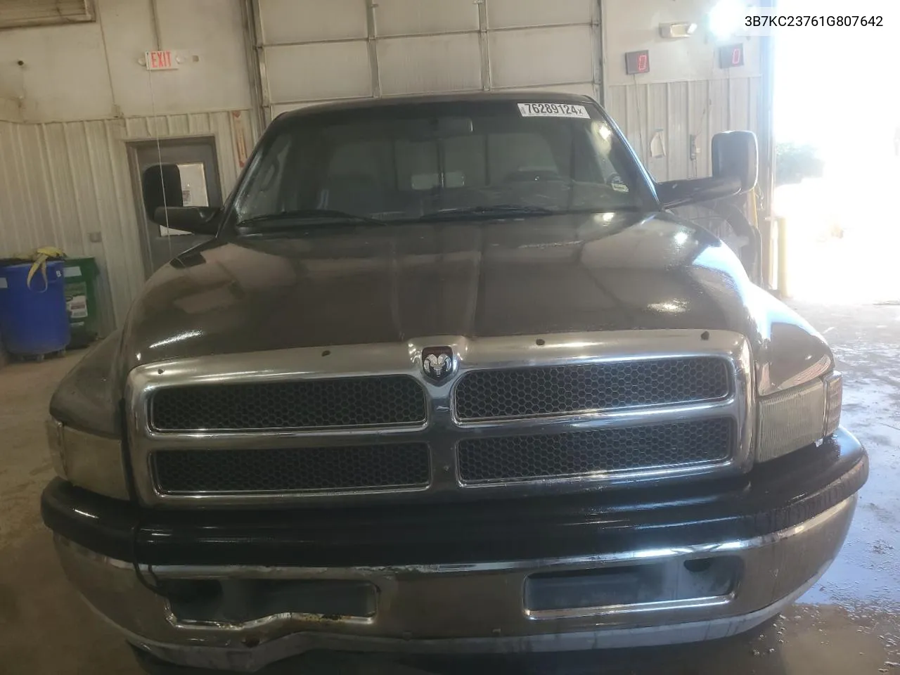 2001 Dodge Ram 2500 VIN: 3B7KC23761G807642 Lot: 76289124