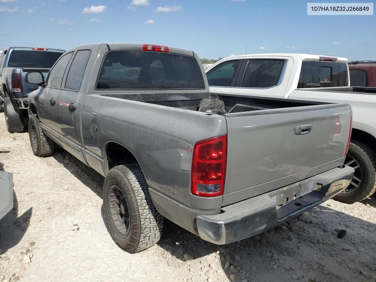 2002 Dodge Ram 1500 VIN: 1D7HA18Z32J266849 Lot: 70797894