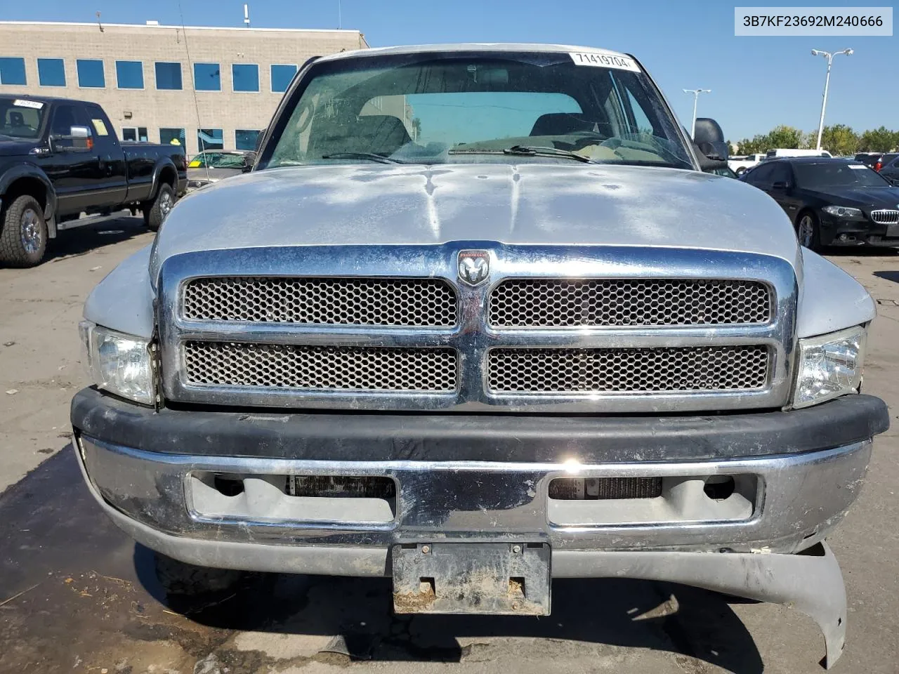 2002 Dodge Ram 2500 VIN: 3B7KF23692M240666 Lot: 71419704