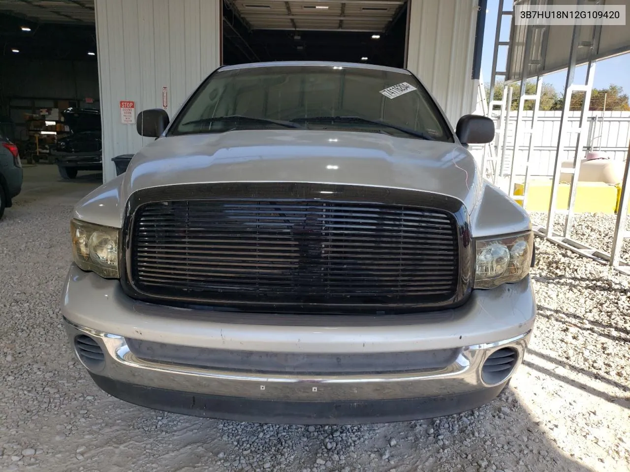 2002 Dodge Ram 1500 VIN: 3B7HU18N12G109420 Lot: 74116204