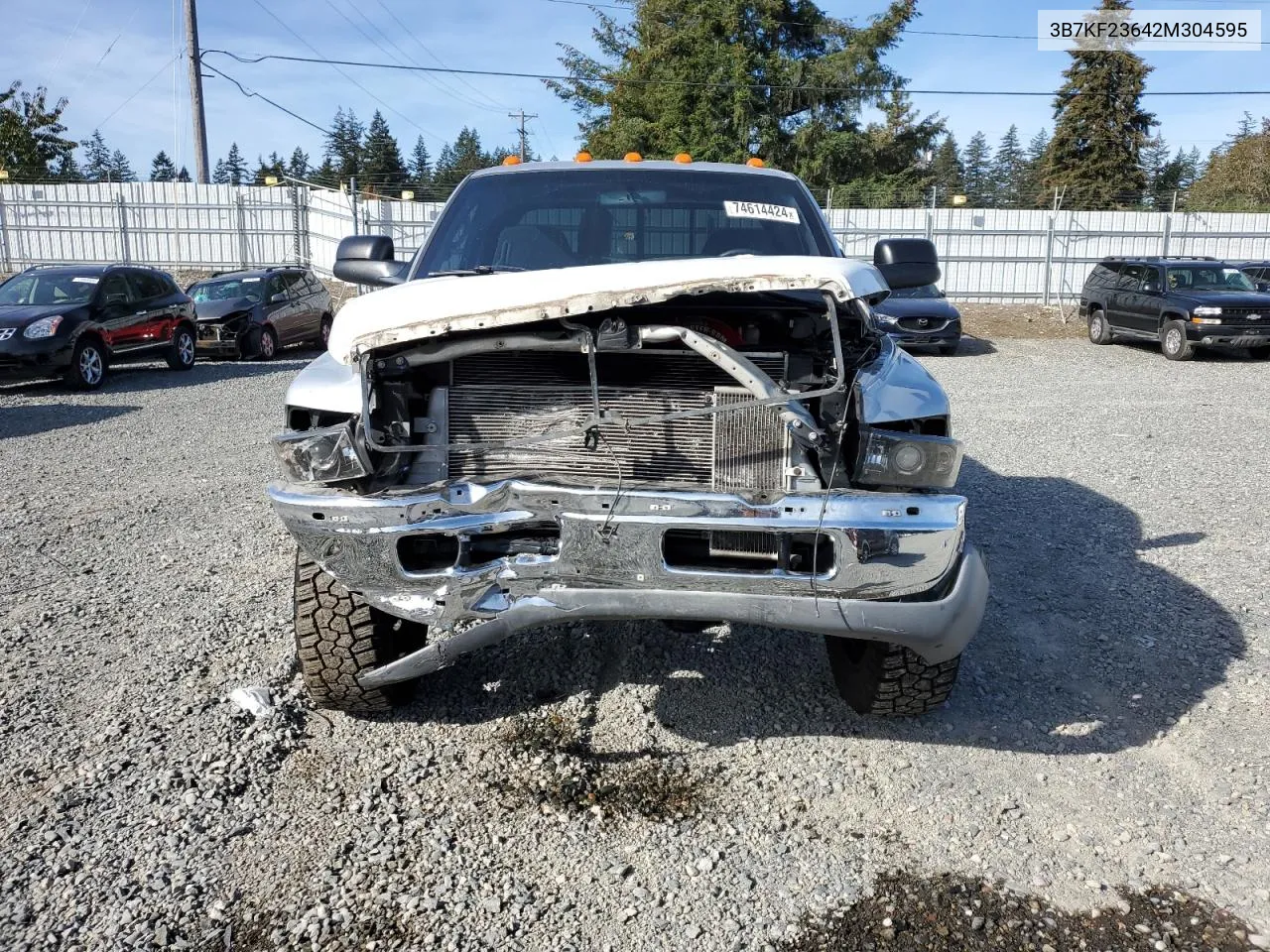 2002 Dodge Ram 2500 VIN: 3B7KF23642M304595 Lot: 74614424