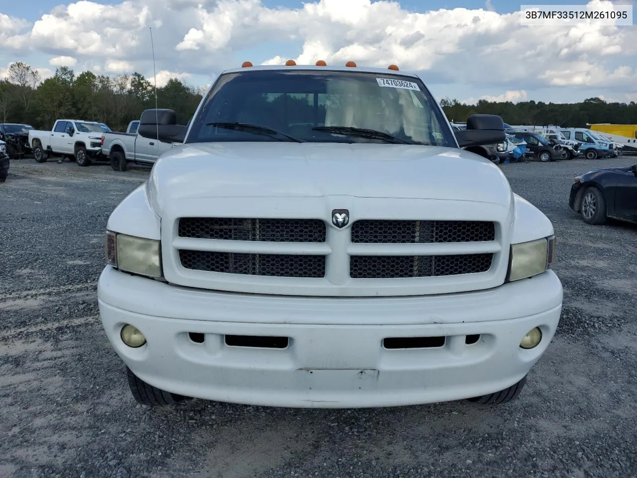 2002 Dodge Ram 3500 VIN: 3B7MF33512M261095 Lot: 74703624